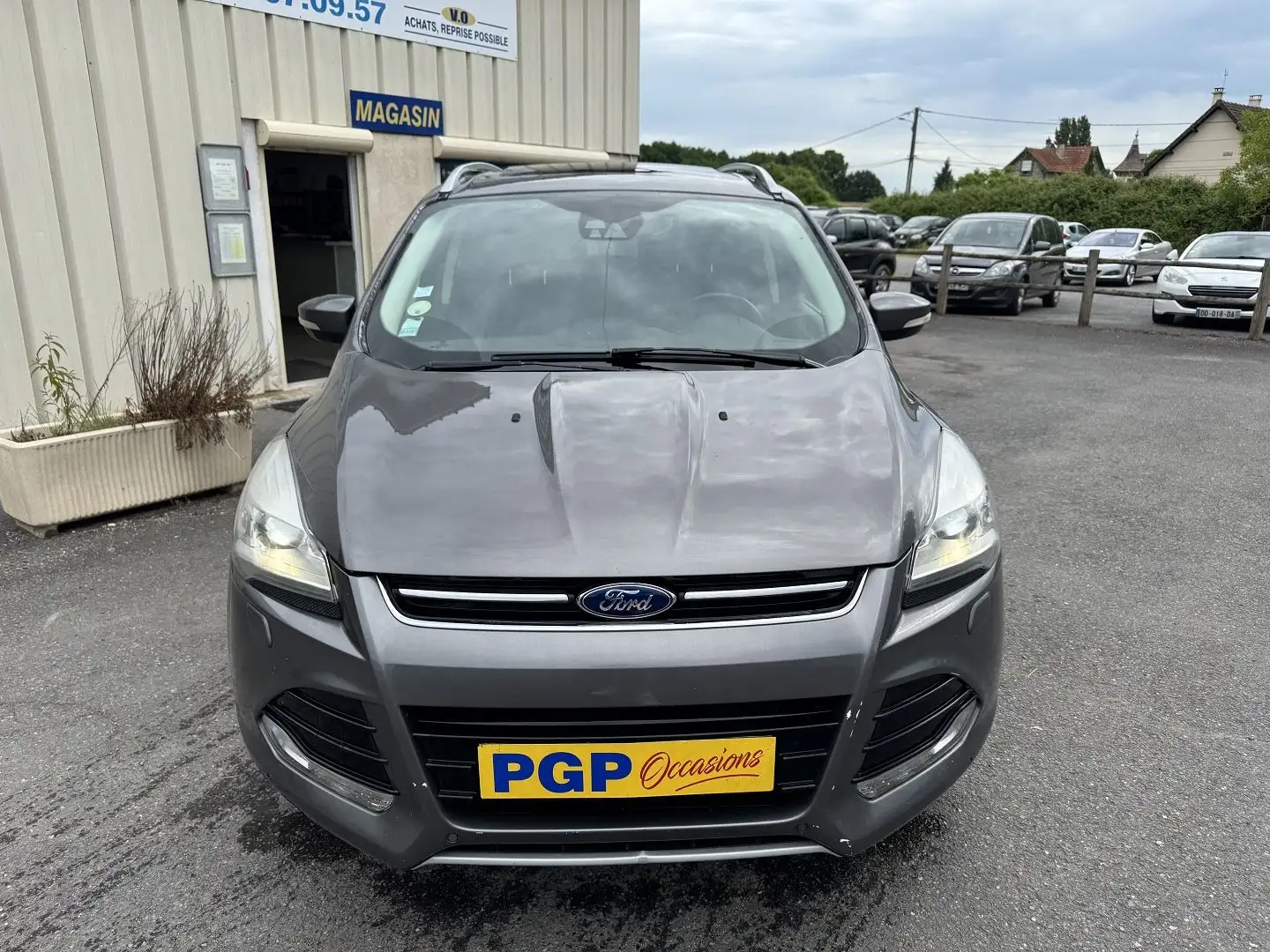Ford Kuga 2.0 TDCI 140CH FAP TITANIUM 4X2 Gris - 2
