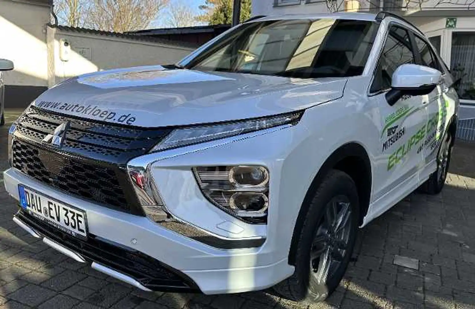 Mitsubishi Eclipse Cross Plug-in Hybrid Select 2.4 4WD Blanc - 1