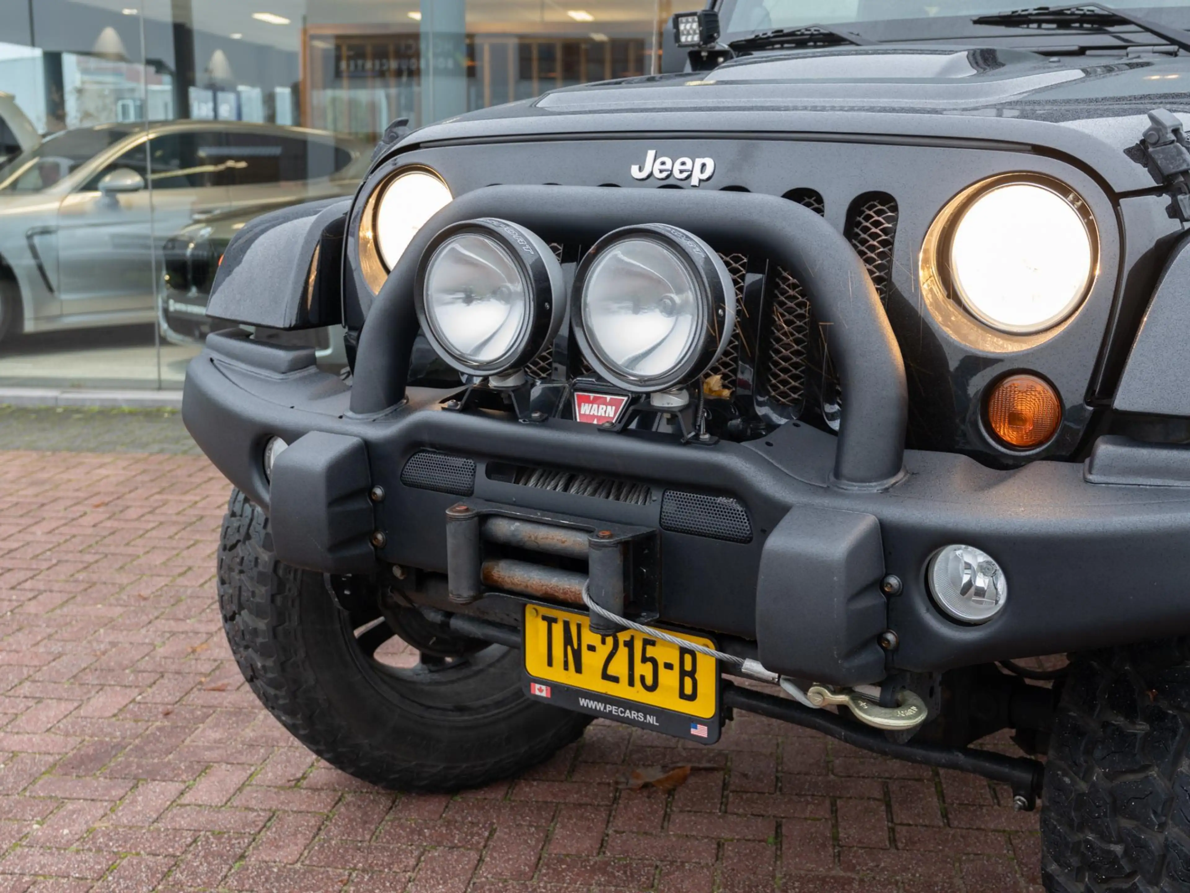 Jeep Wrangler Unlimited 3.6 Sahara | Cruise | Side step | Lier — photo 12