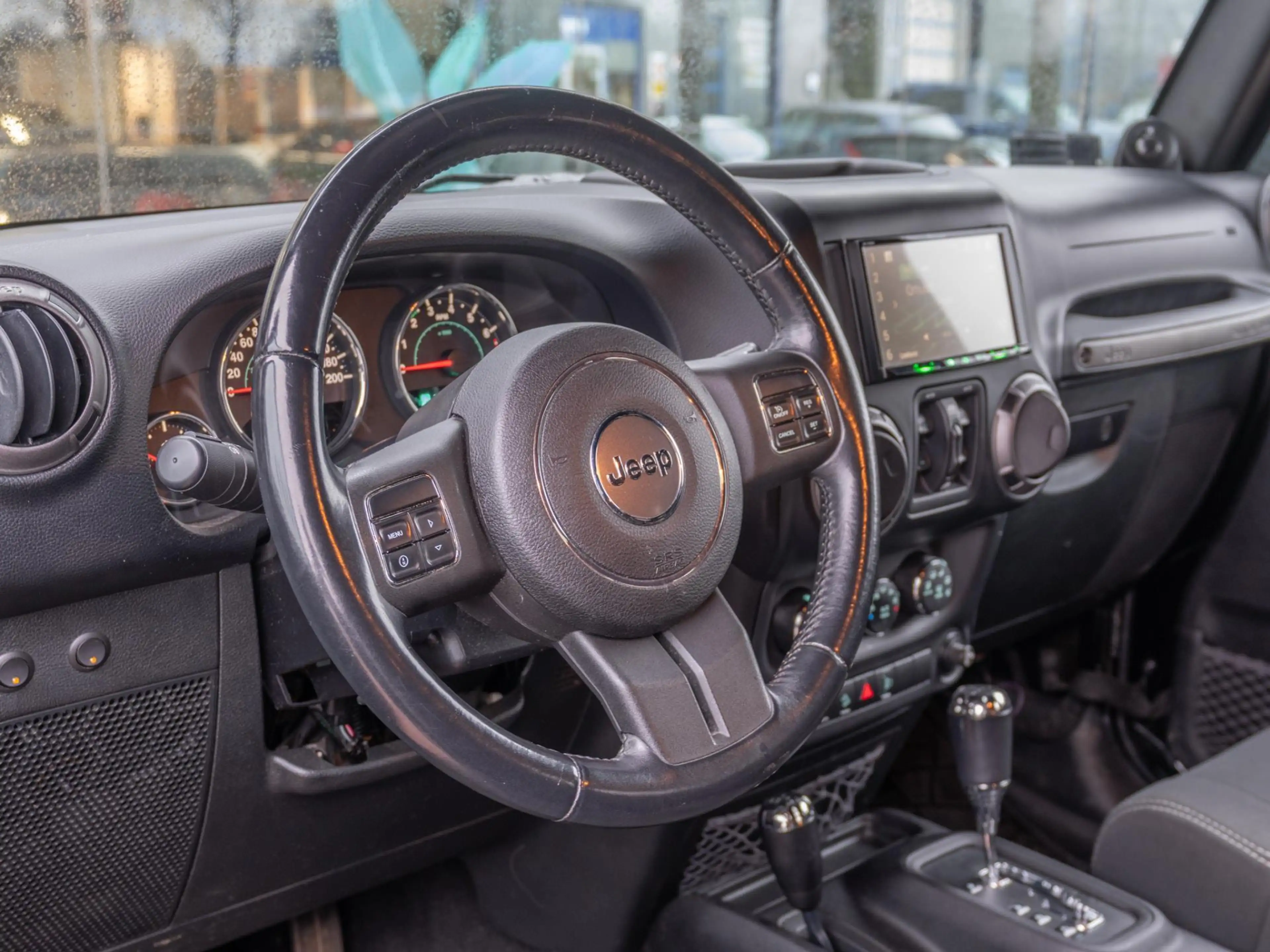 Jeep Wrangler Unlimited 3.6 Sahara | Cruise | Side step | Lier — photo 4