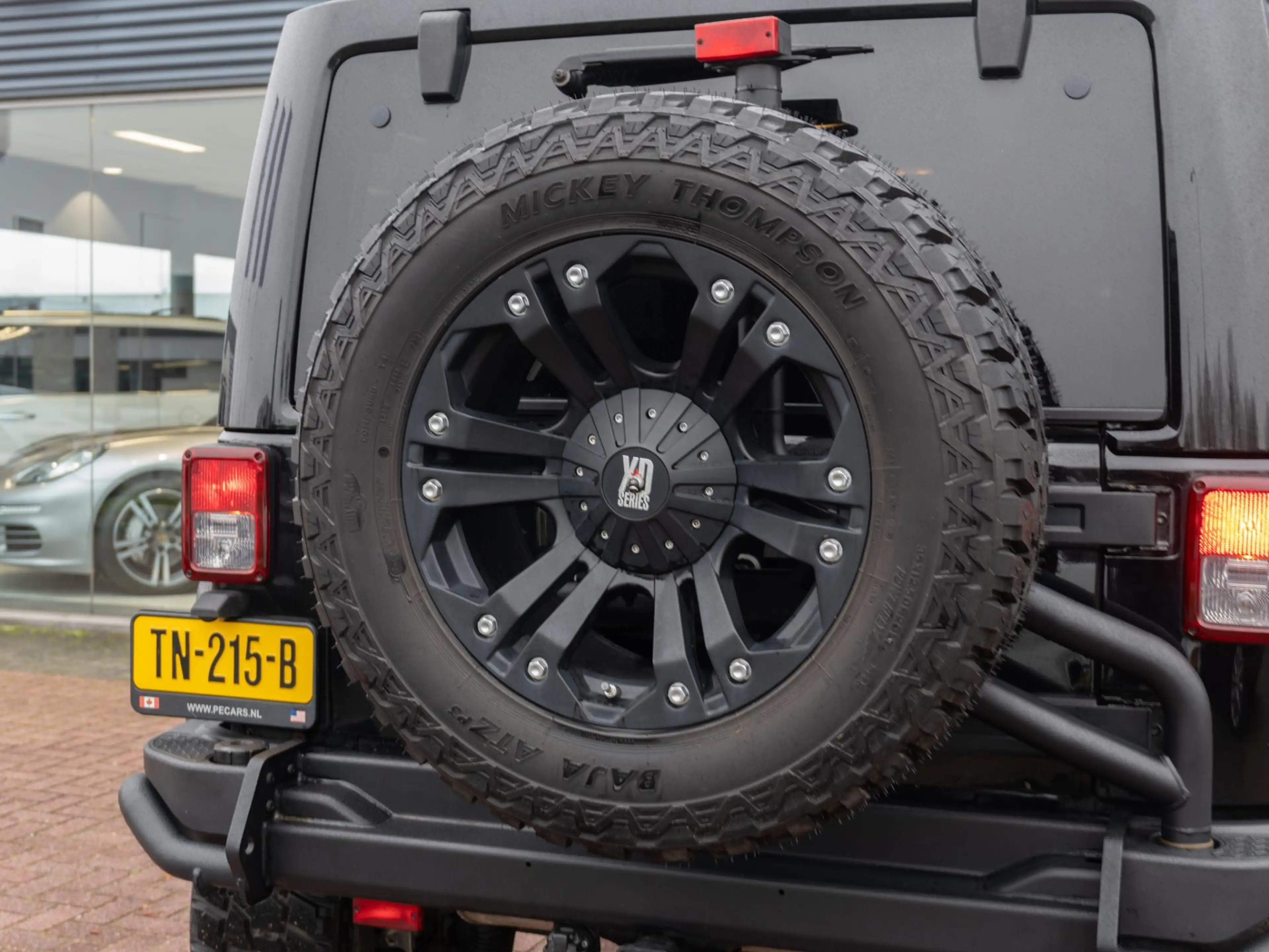 Jeep Wrangler Unlimited 3.6 Sahara | Cruise | Side step | Lier — photo 18