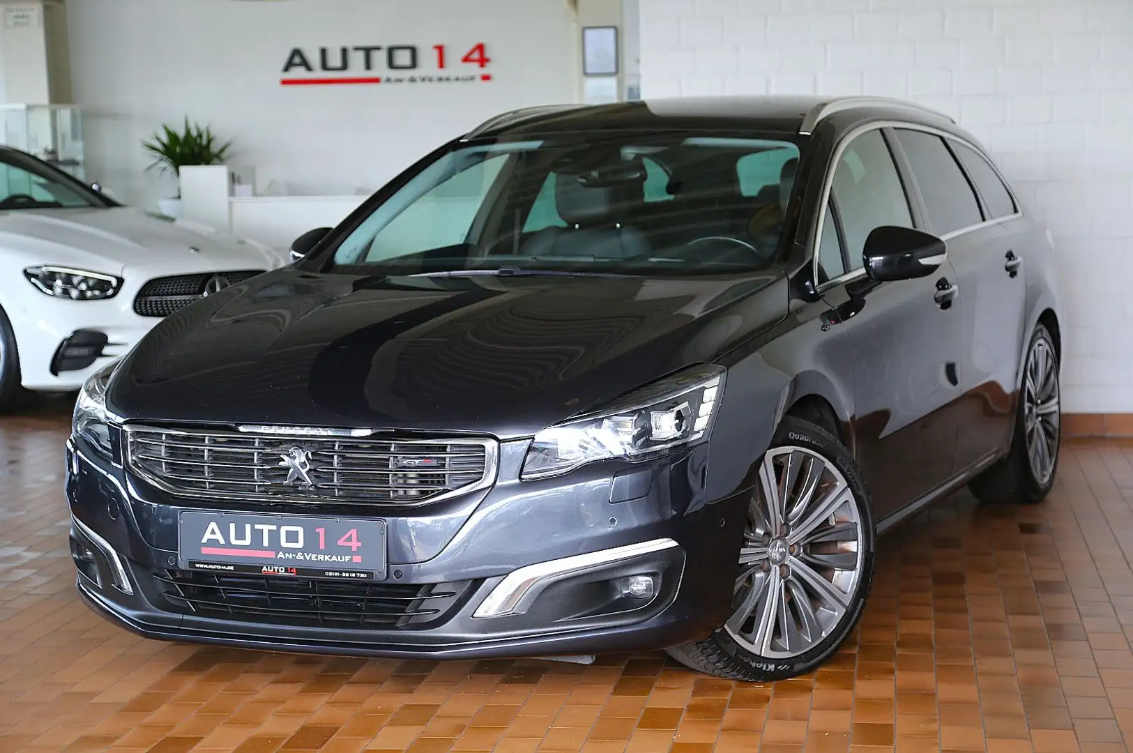 Peugeot 508 SW GT 2.0 Navi LED Panorama AHK Kamera JBL Gris - 1