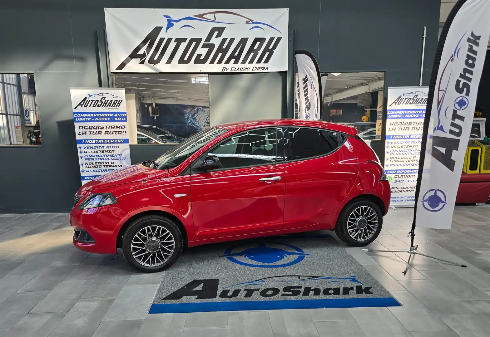 Lancia Ypsilon Ypsilon III 2021 1.2 Gold Plus Gpl 69cv Rosso - 1