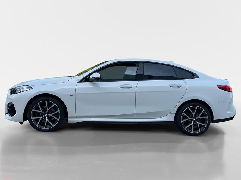 BMW 218 M Sport — photo 4