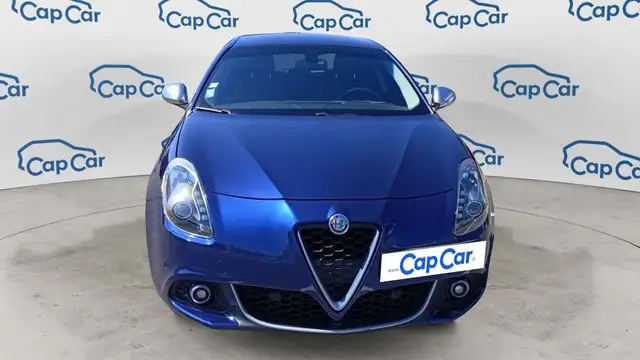 Alfa Romeo Giulietta view 5