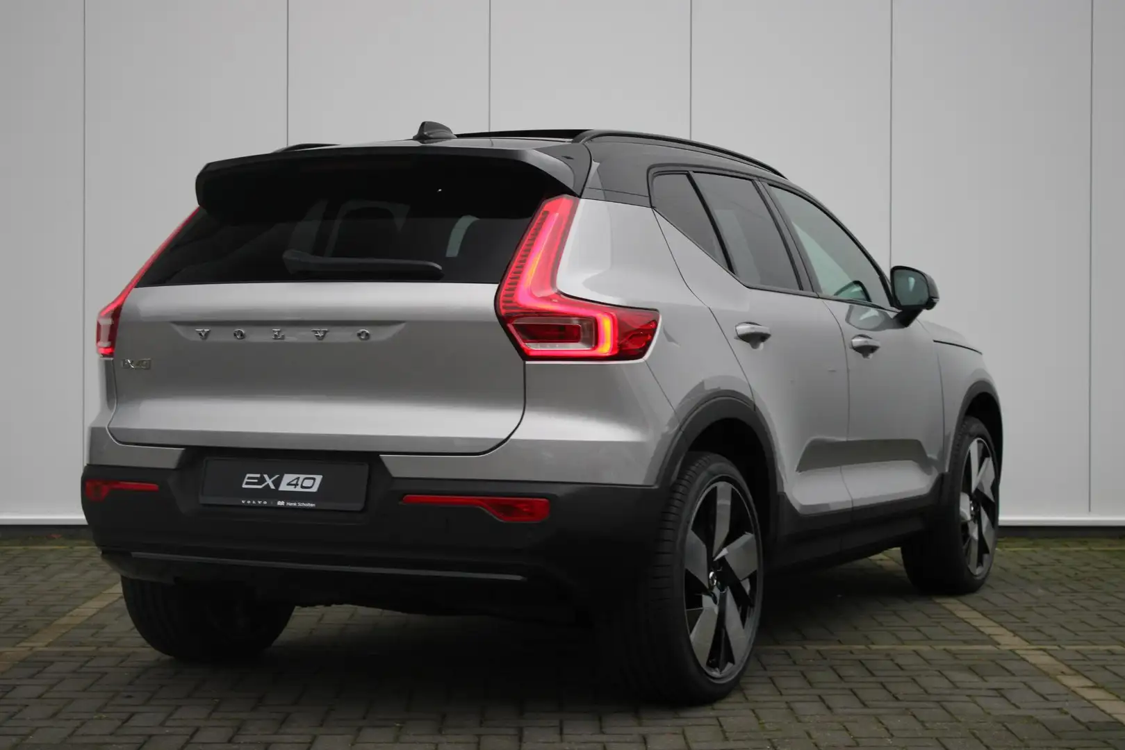 Volvo EX40 Single Motor Extended Range Ultra 82 kWh | Adaptiv Сірий - 2