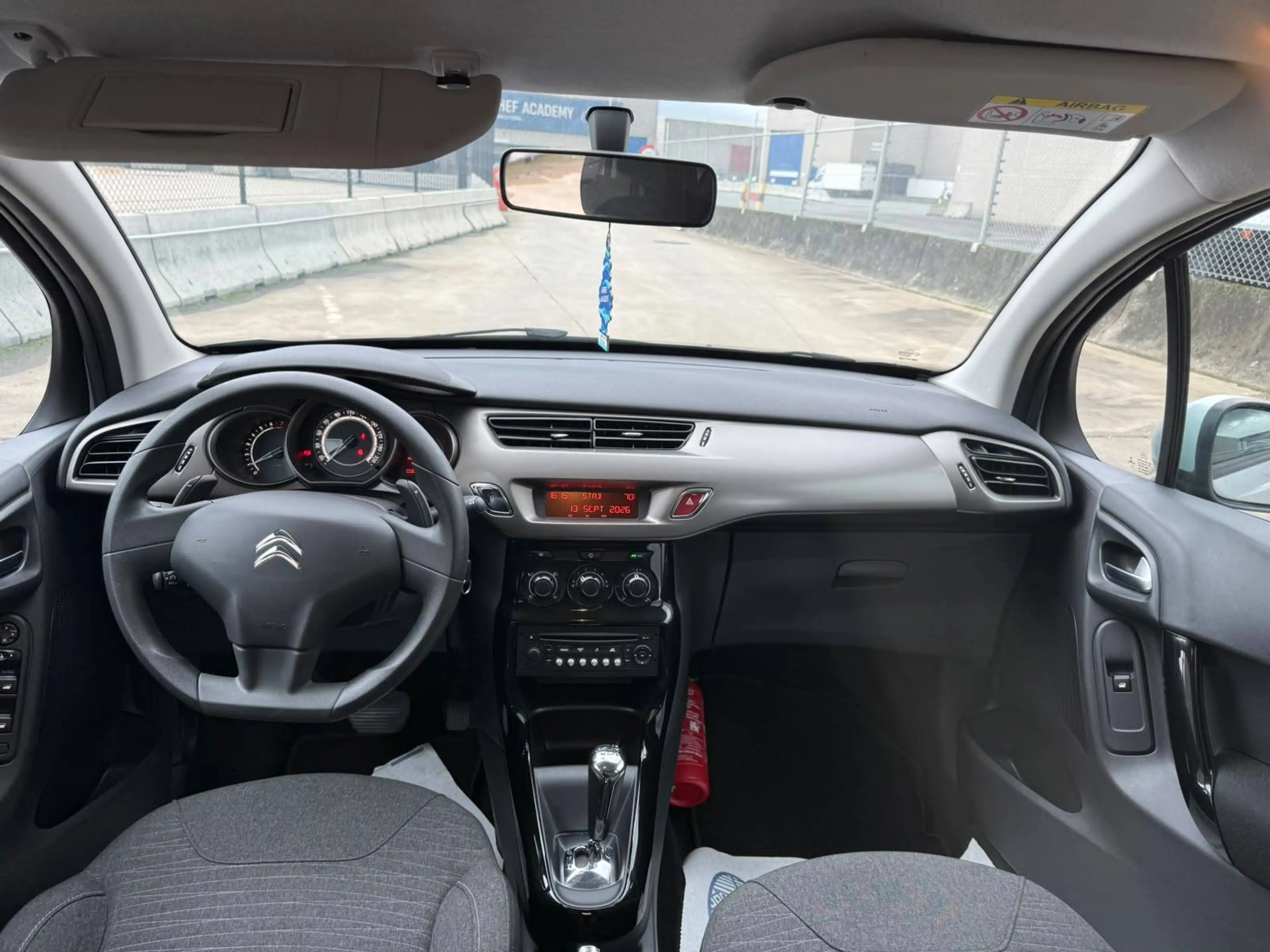 Citroen C3 C3 1.2i PureTech Business (Fleet) — photo 11
