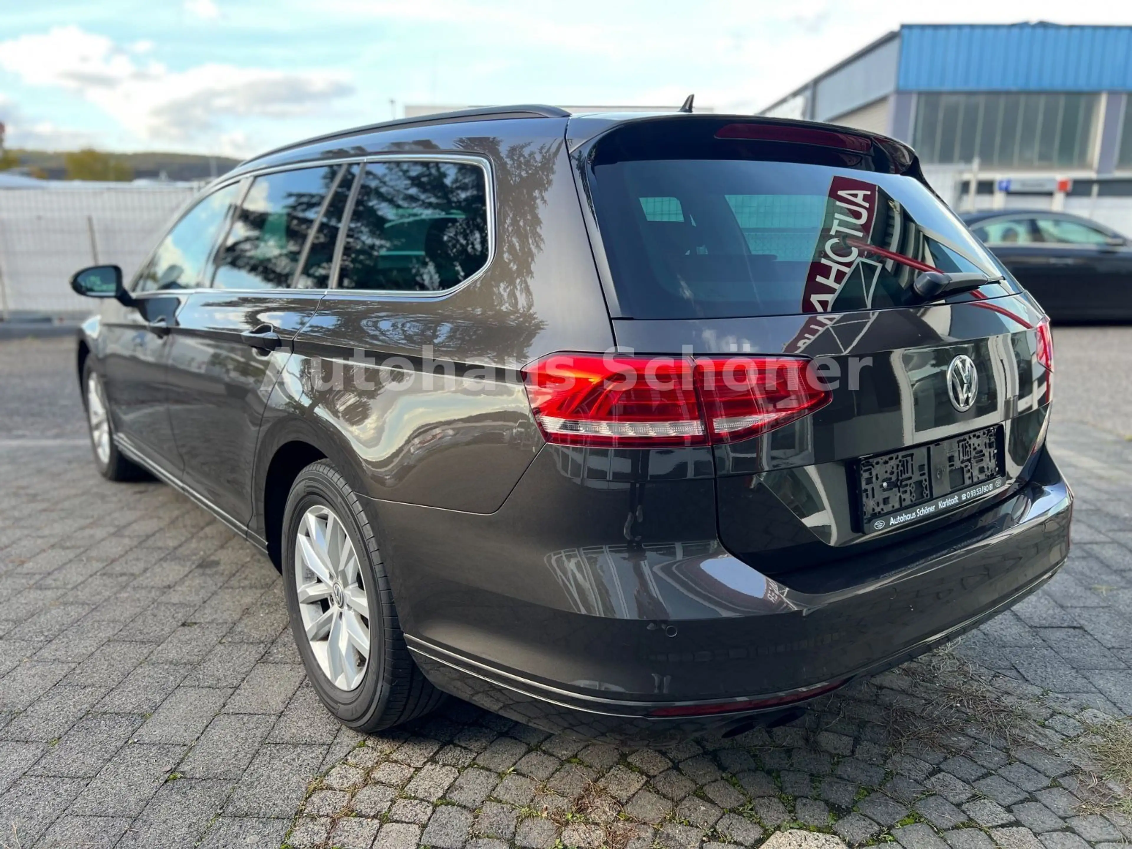 Volkswagen Passat Variant Comfortline **AUTOMATIK*NAVI** — photo 8