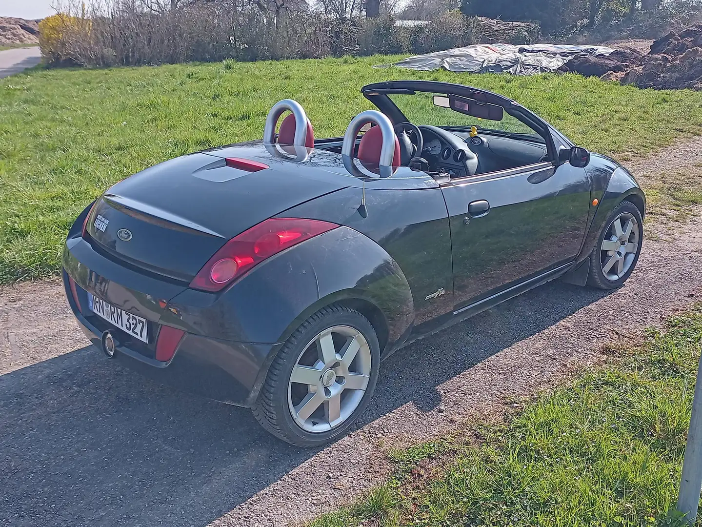 Ford Streetka Streetka 1.6 8V Elegance Schwarz - 1