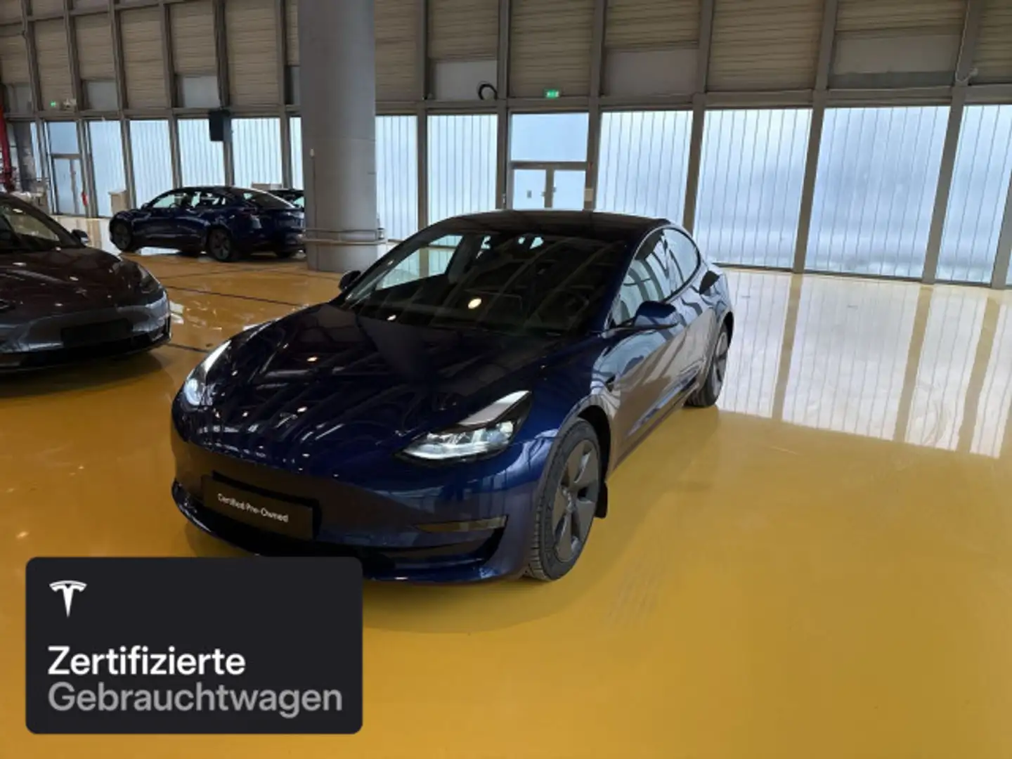 Tesla Model 3 Long Range AWD Blau - 1
