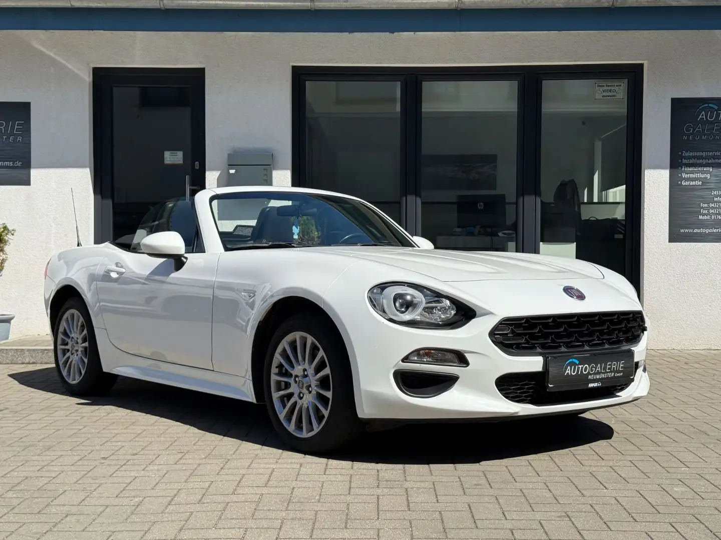 Fiat 124 Spider Tempomat°Bi-Xe°Klima°PDC Bílá - 2