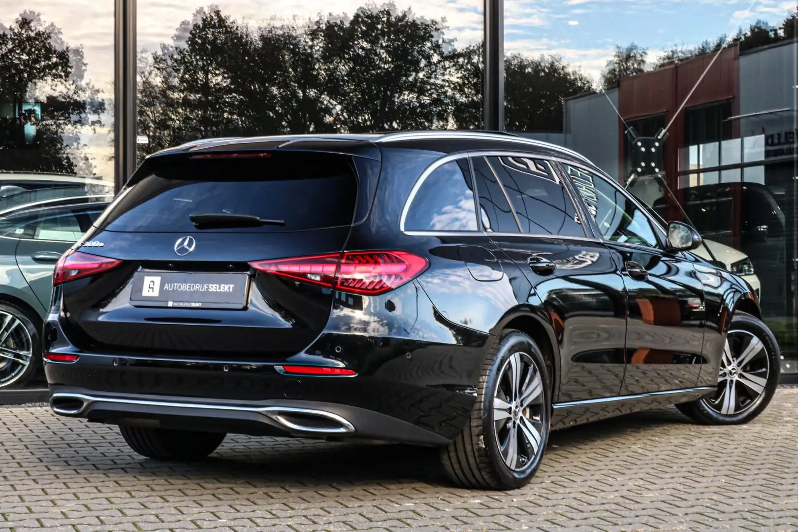 Mercedes-Benz C 300 Estate e - PANO - SFEER - 360 CAM - 1e EIGENAAR - Noir - 2