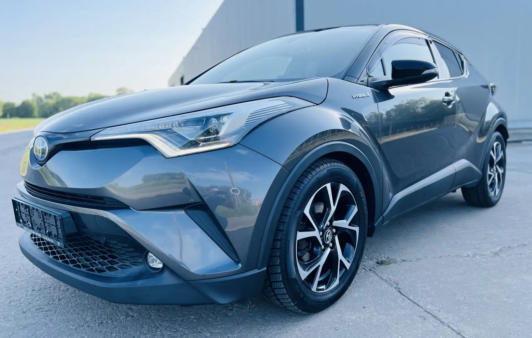 Toyota C-HR 1.8i VVT-i Hybrid C-Ult Launch +AUT+ Full Options Gris - 2
