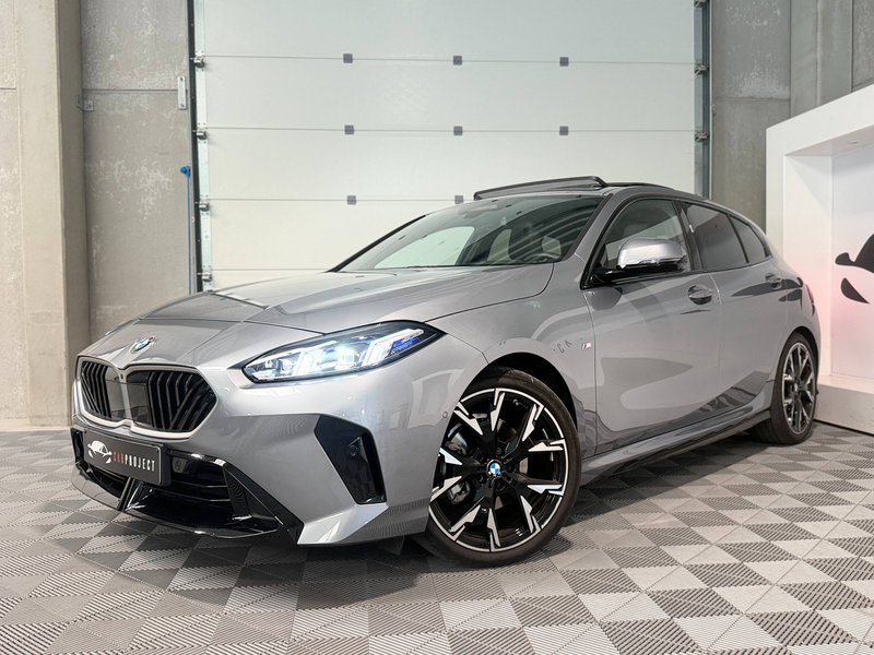BMW 120 iAS MHEV, PACK M, Toit Ouvrant, Head Up, 360 Camera, LED