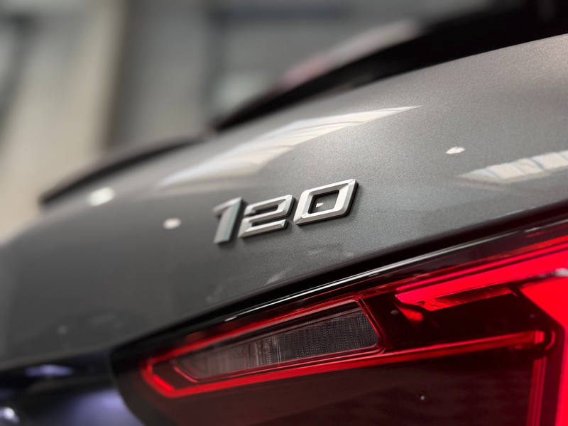 BMW 120 iAS MHEV, PACK M, Toit Ouvrant, Head Up, 360 Camera, LED — photo 15