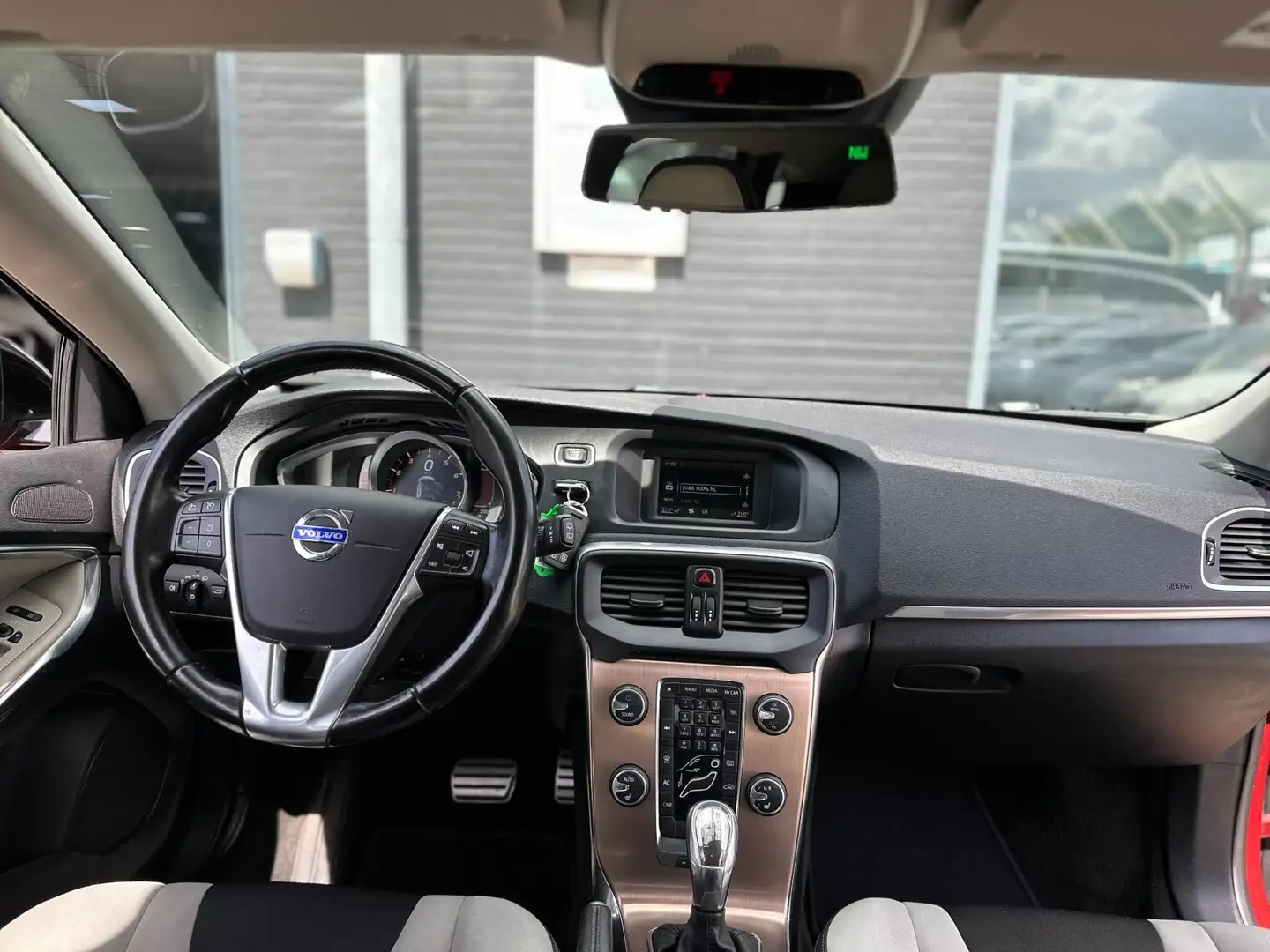 Volvo V40 Cross Country 2.5 T5 AWD Momentum/CAMERA/254 PK/AUTOMAAT/NETTE S Roşu - 2