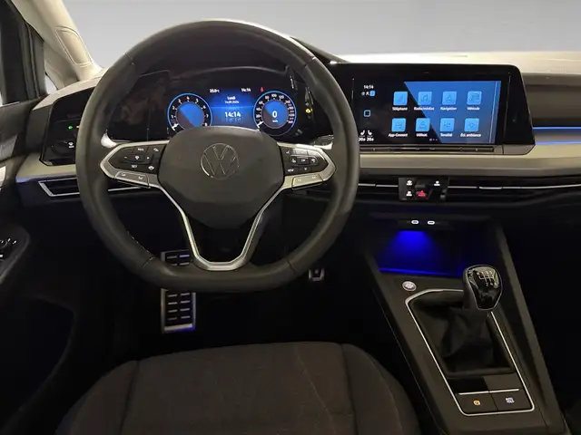 Volkswagen Golf view 6