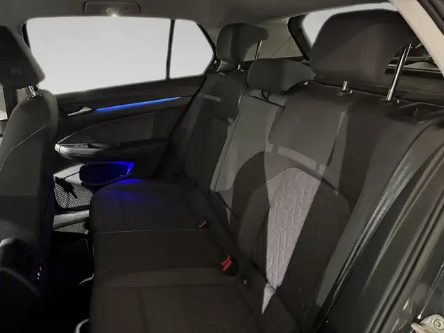 Volkswagen Golf view 11