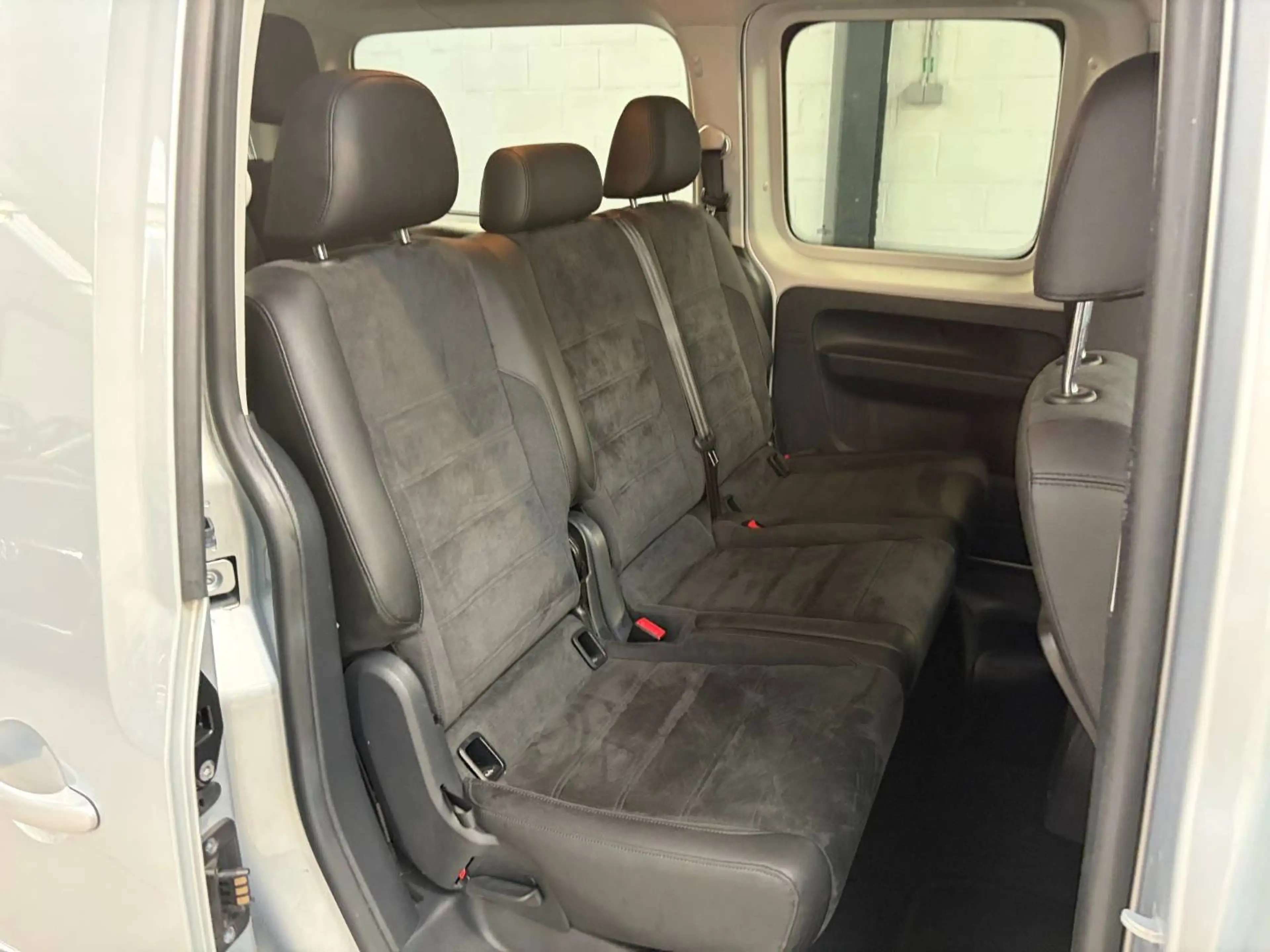 Volkswagen Caddy 1.4 TGI Maxi CNG (EU6) — photo 14