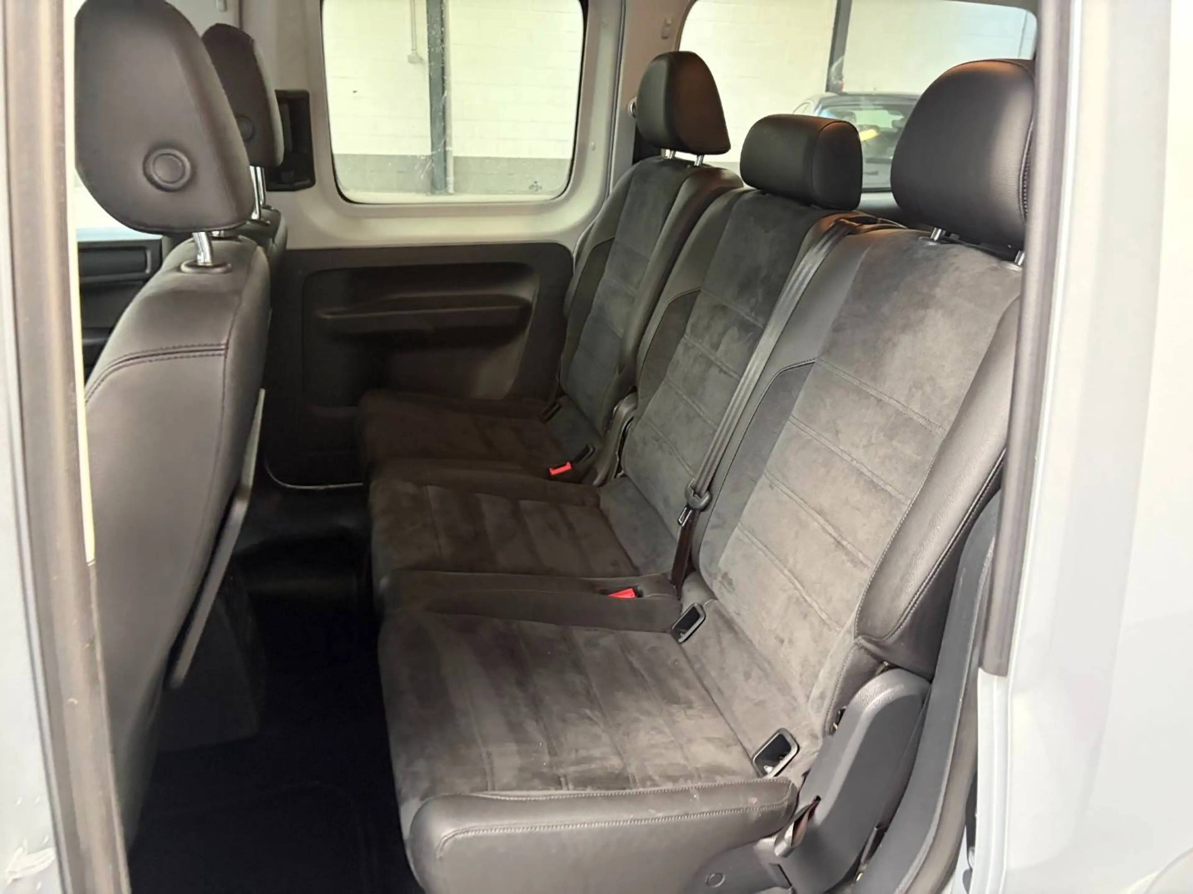Volkswagen Caddy 1.4 TGI Maxi CNG (EU6) — photo 13