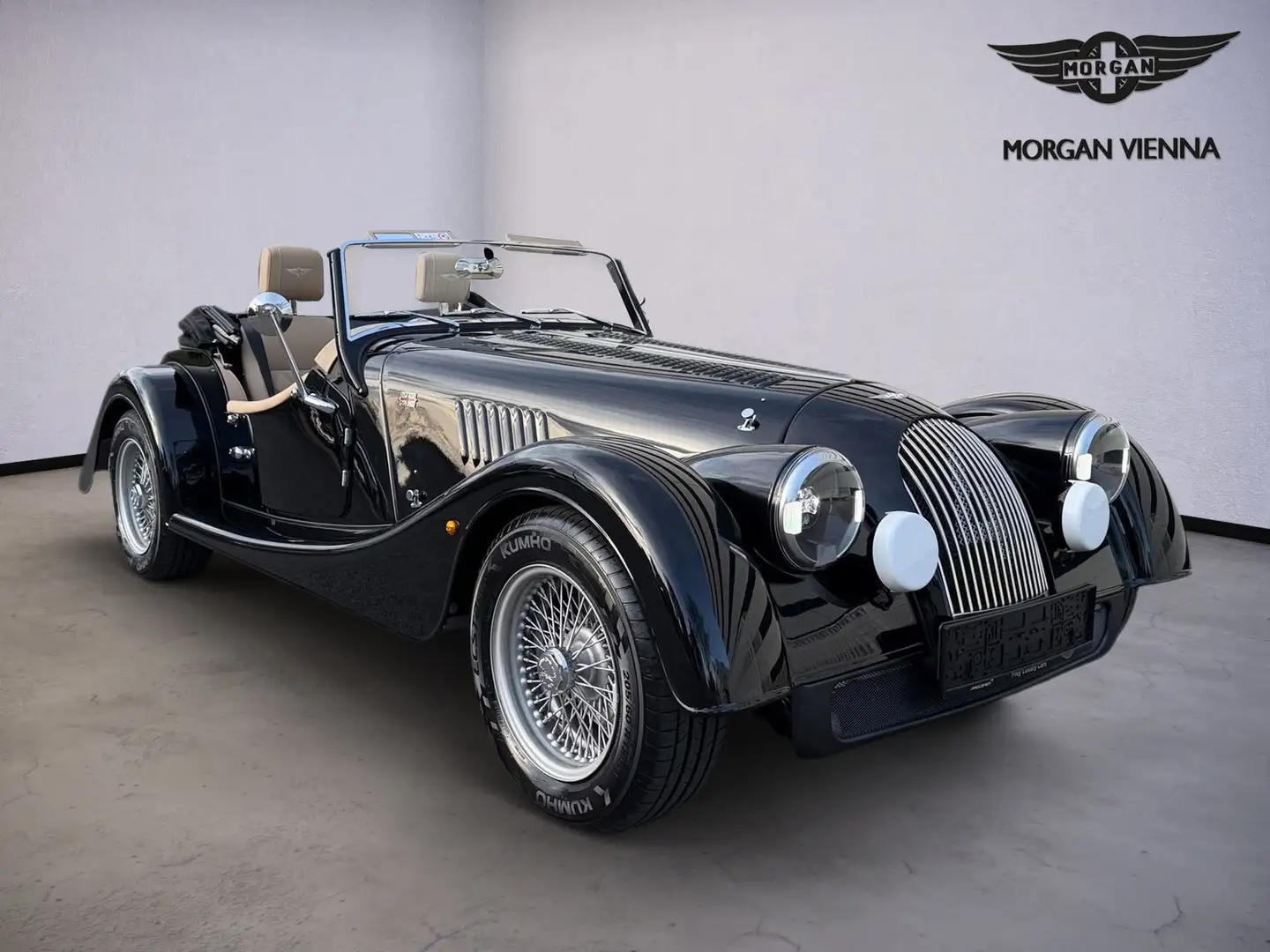 Morgan Plus 4 Auto | DHP | Sports Exhaust | Sennheiser Schwarz - 2