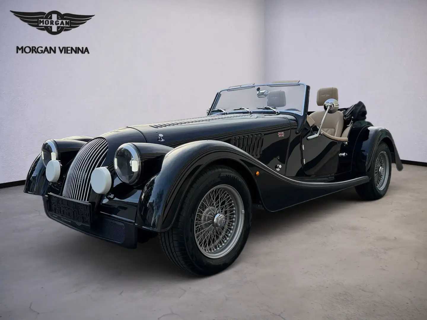 Morgan Plus 4 Auto | DHP | Sports Exhaust | Sennheiser Schwarz - 1