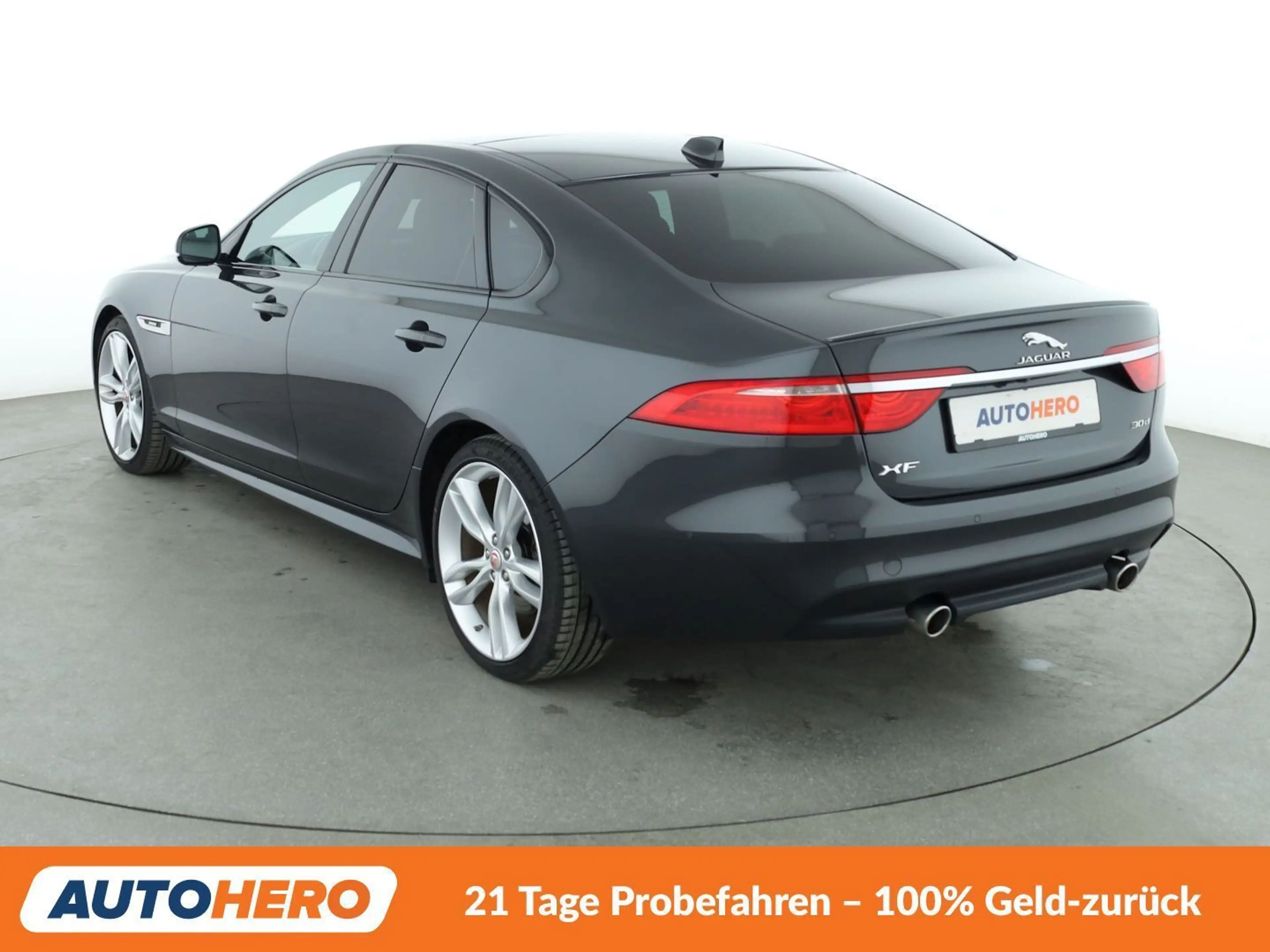 Jaguar XF 30d R-Sport Aut. *NAVI*VC*HUD*ACC*CAM*SHZ* — photo 4