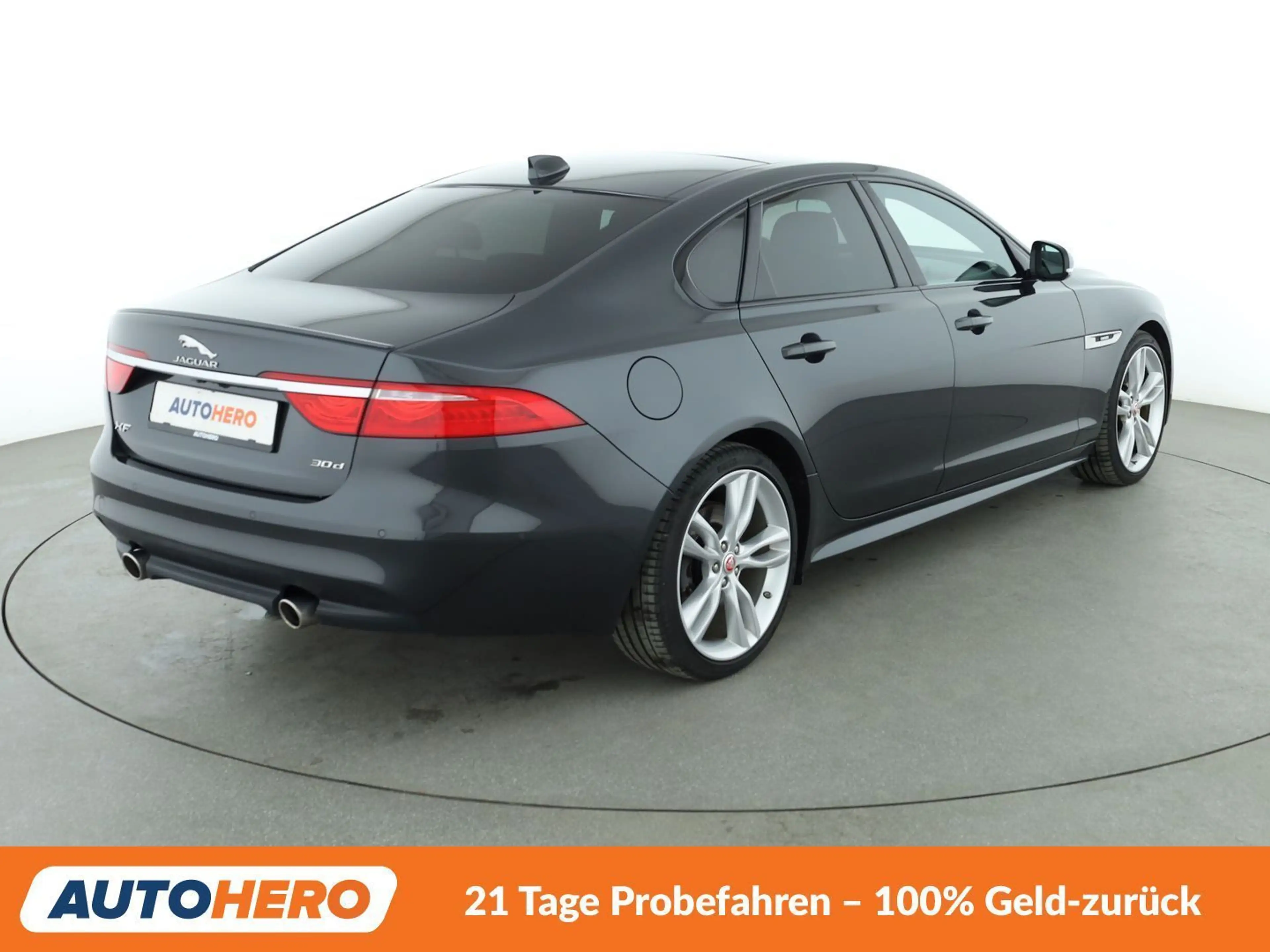 Jaguar XF 30d R-Sport Aut. *NAVI*VC*HUD*ACC*CAM*SHZ* — photo 6