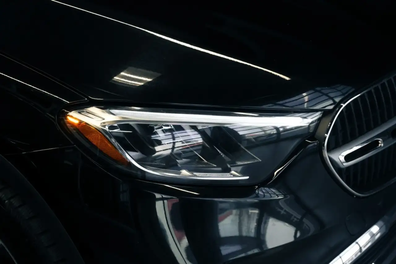 Mercedes-Benz GLC снимка Mercedes-Benz GLC