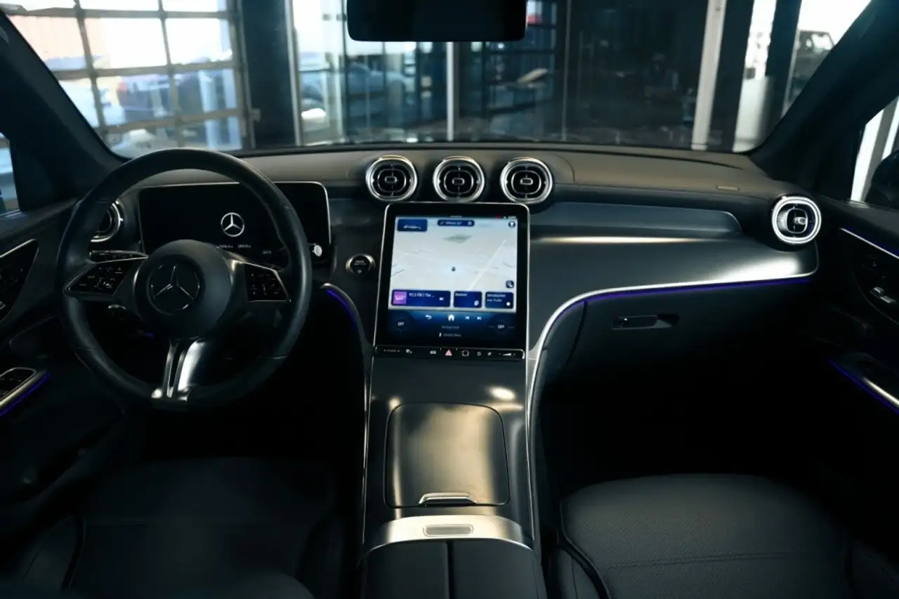 Mercedes-Benz GLC снимка Mercedes-Benz GLC