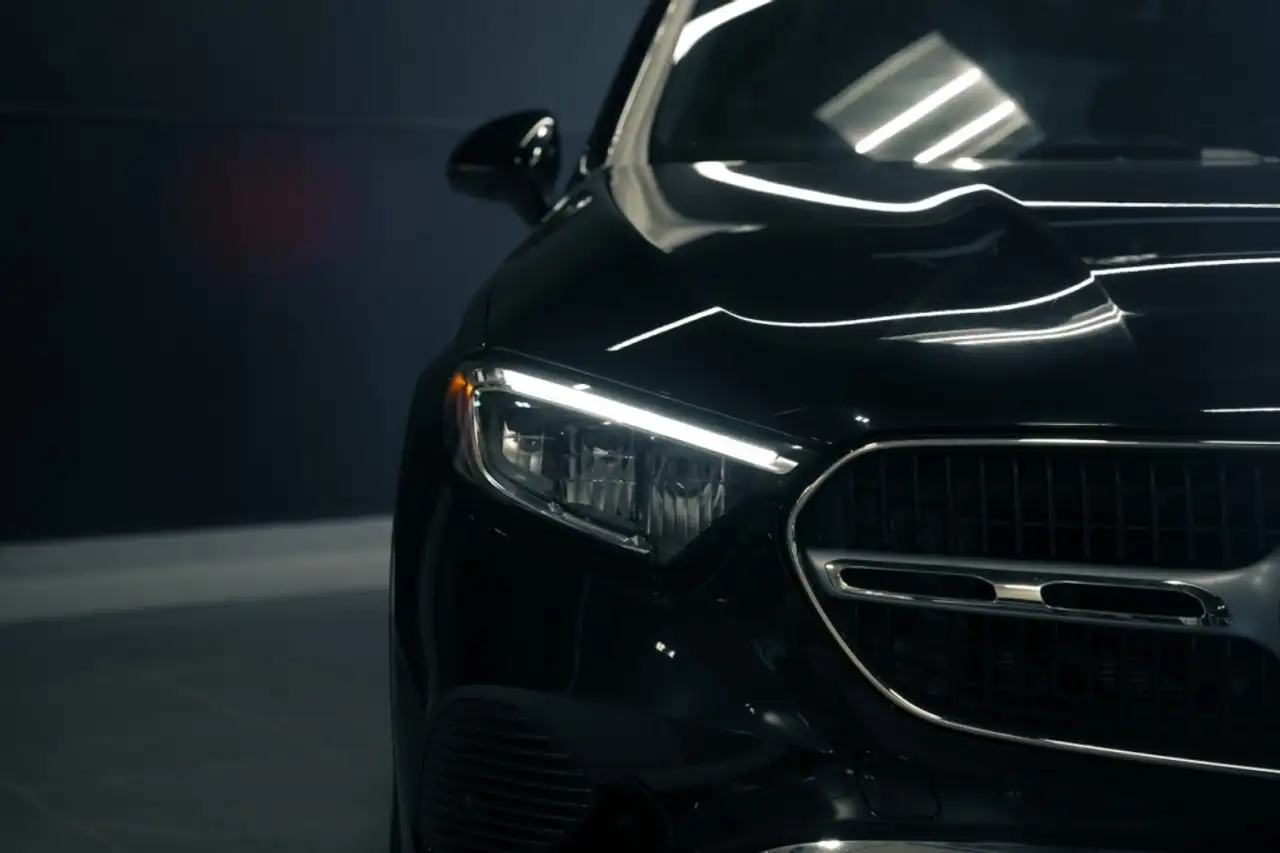 Mercedes-Benz GLC снимка Mercedes-Benz GLC