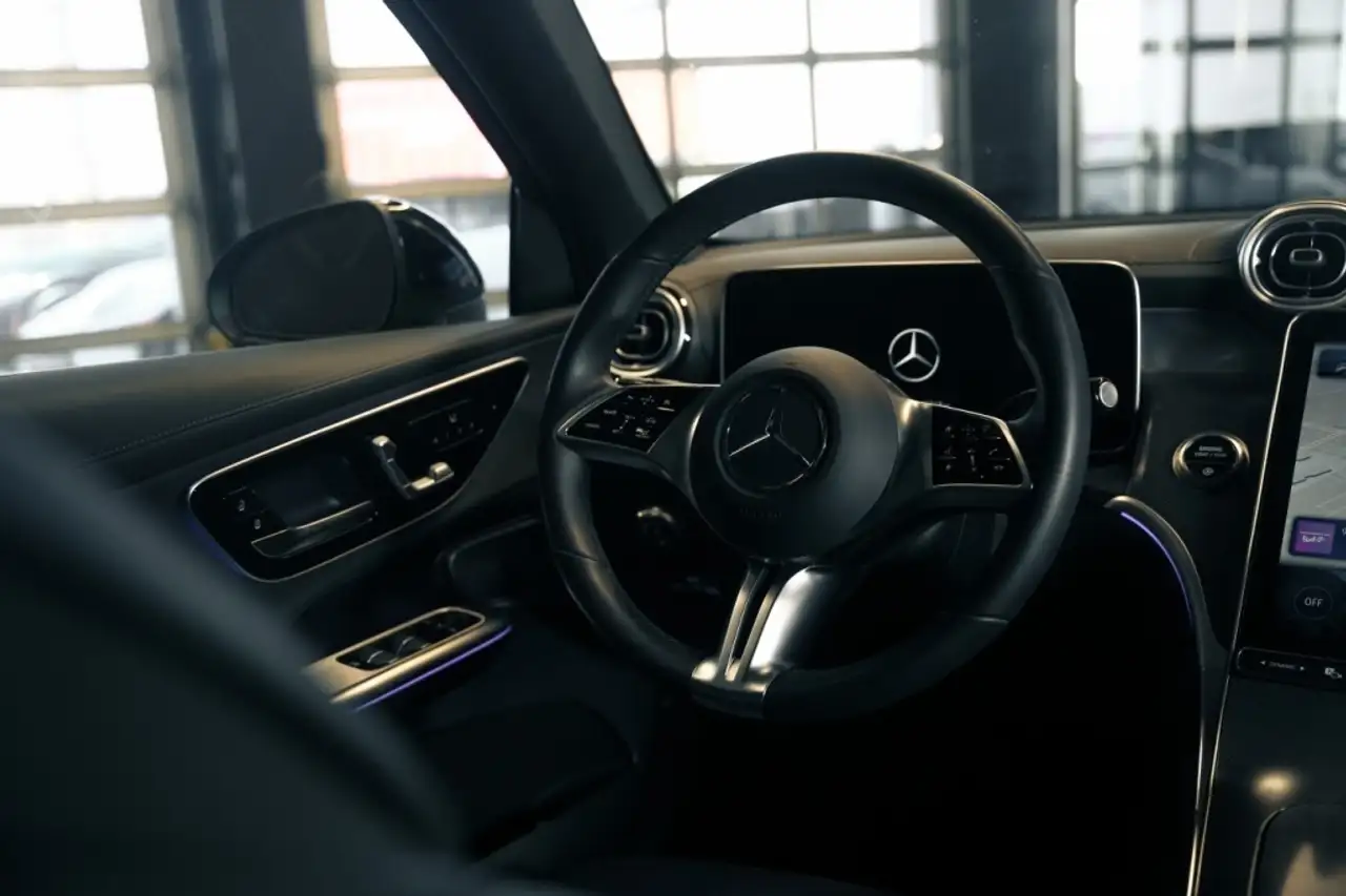 Mercedes-Benz GLC снимка Mercedes-Benz GLC