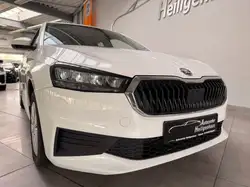 Skoda Fabia Active Tempomat Spurhalteassist. Klima DAB