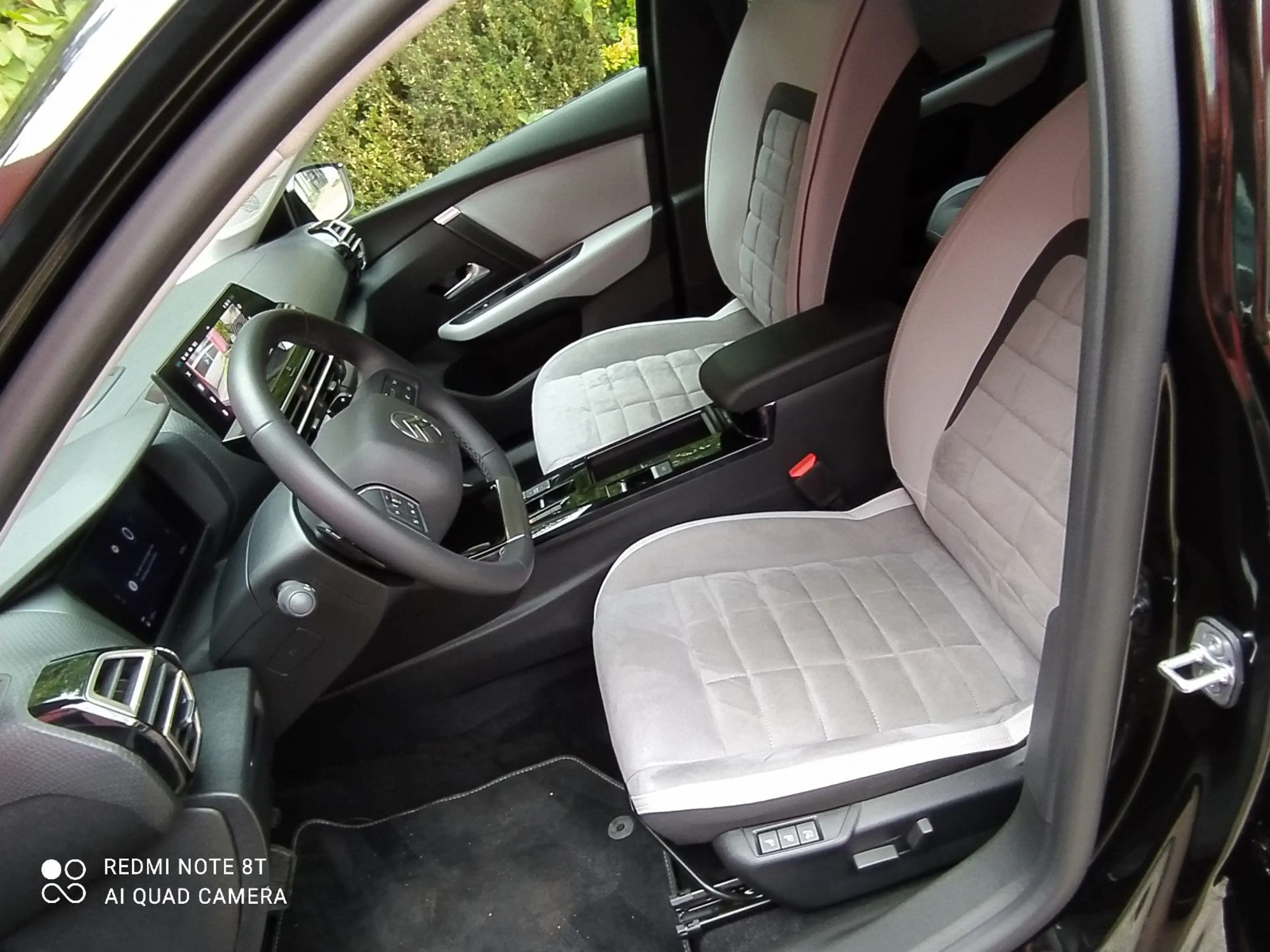 Citroen C4 Lim. Max 1.2 AT *Kamera*Sitzheizung* — photo 10