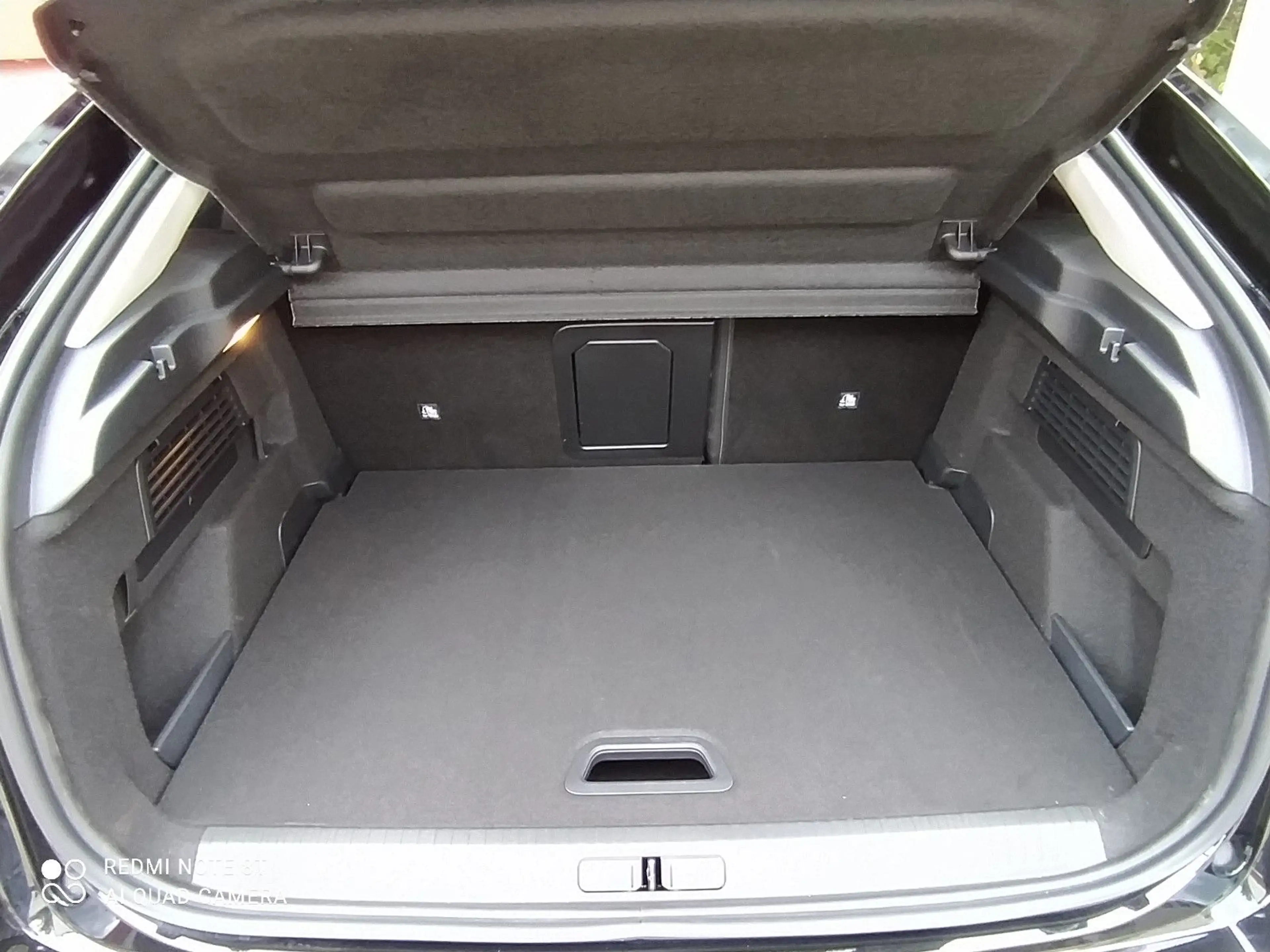 Citroen C4 Lim. Max 1.2 AT *Kamera*Sitzheizung* — photo 7