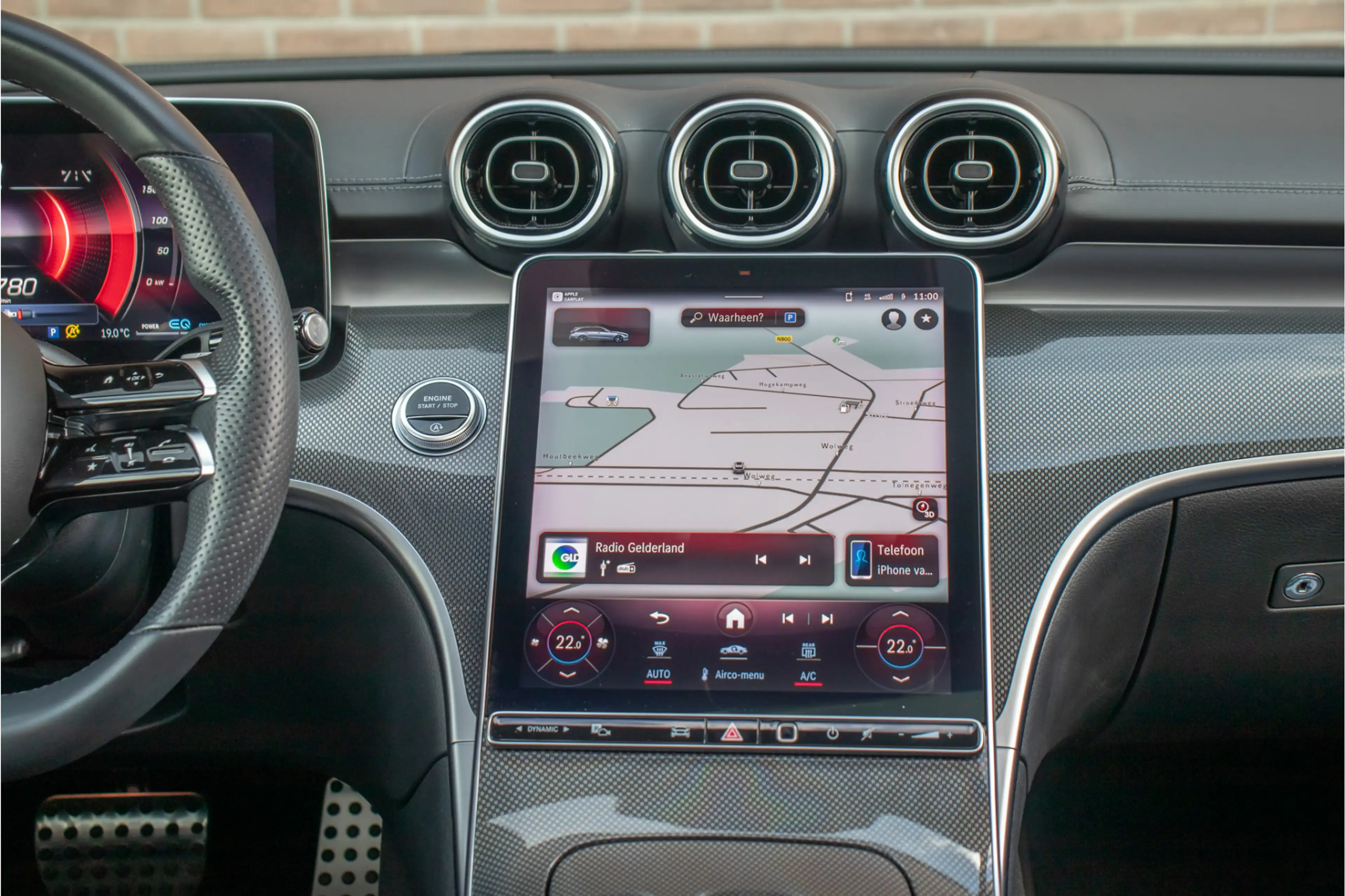 Mercedes-Benz C 200 Launch Edition AMG Line, Origineel NL, Panoramadak — photo 12