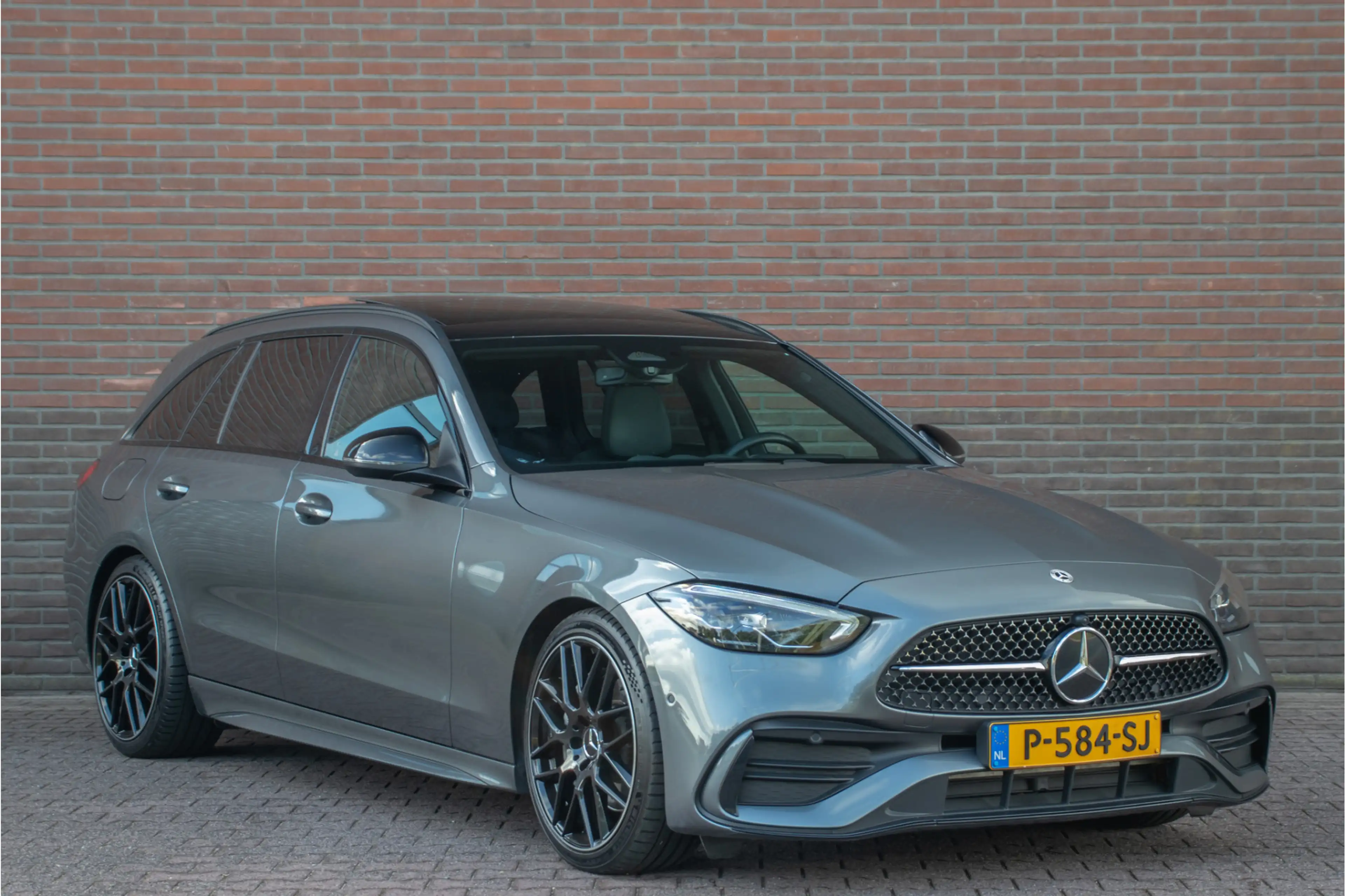 Mercedes-Benz C 200 Launch Edition AMG Line, Origineel NL, Panoramadak — photo 6