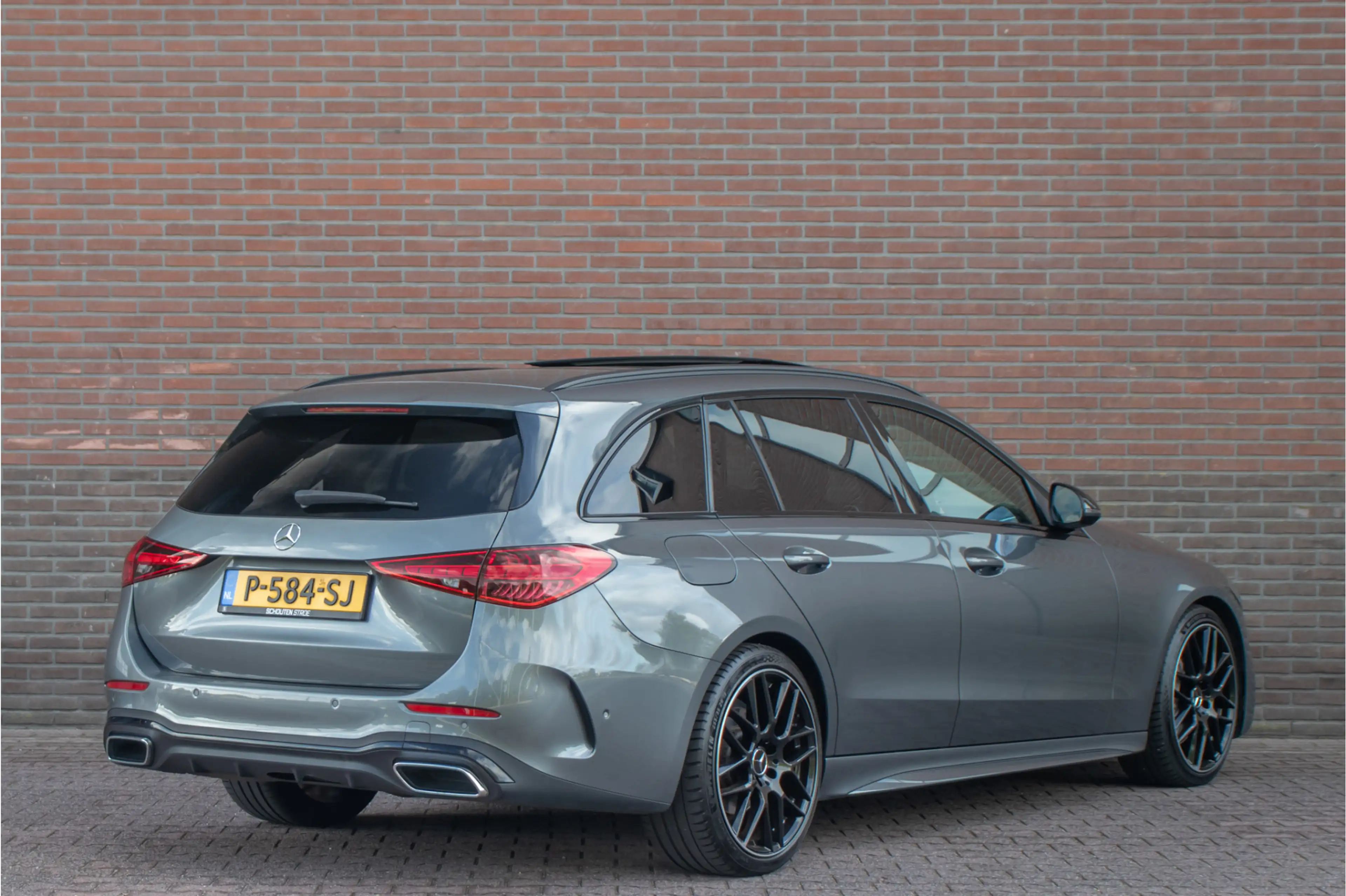 Mercedes-Benz C 200 Launch Edition AMG Line, Origineel NL, Panoramadak — photo 5