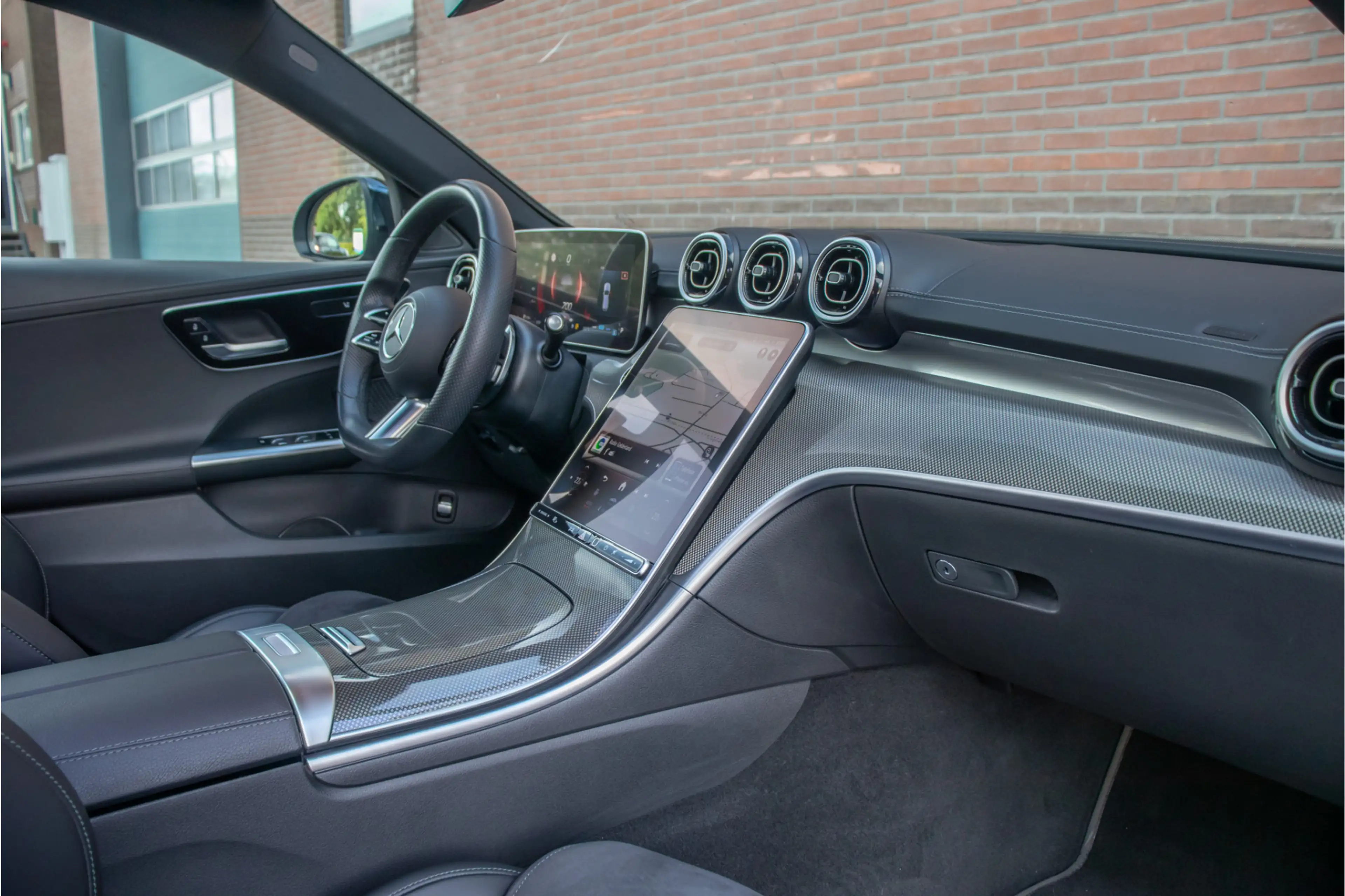 Mercedes-Benz C 200 Launch Edition AMG Line, Origineel NL, Panoramadak — photo 22