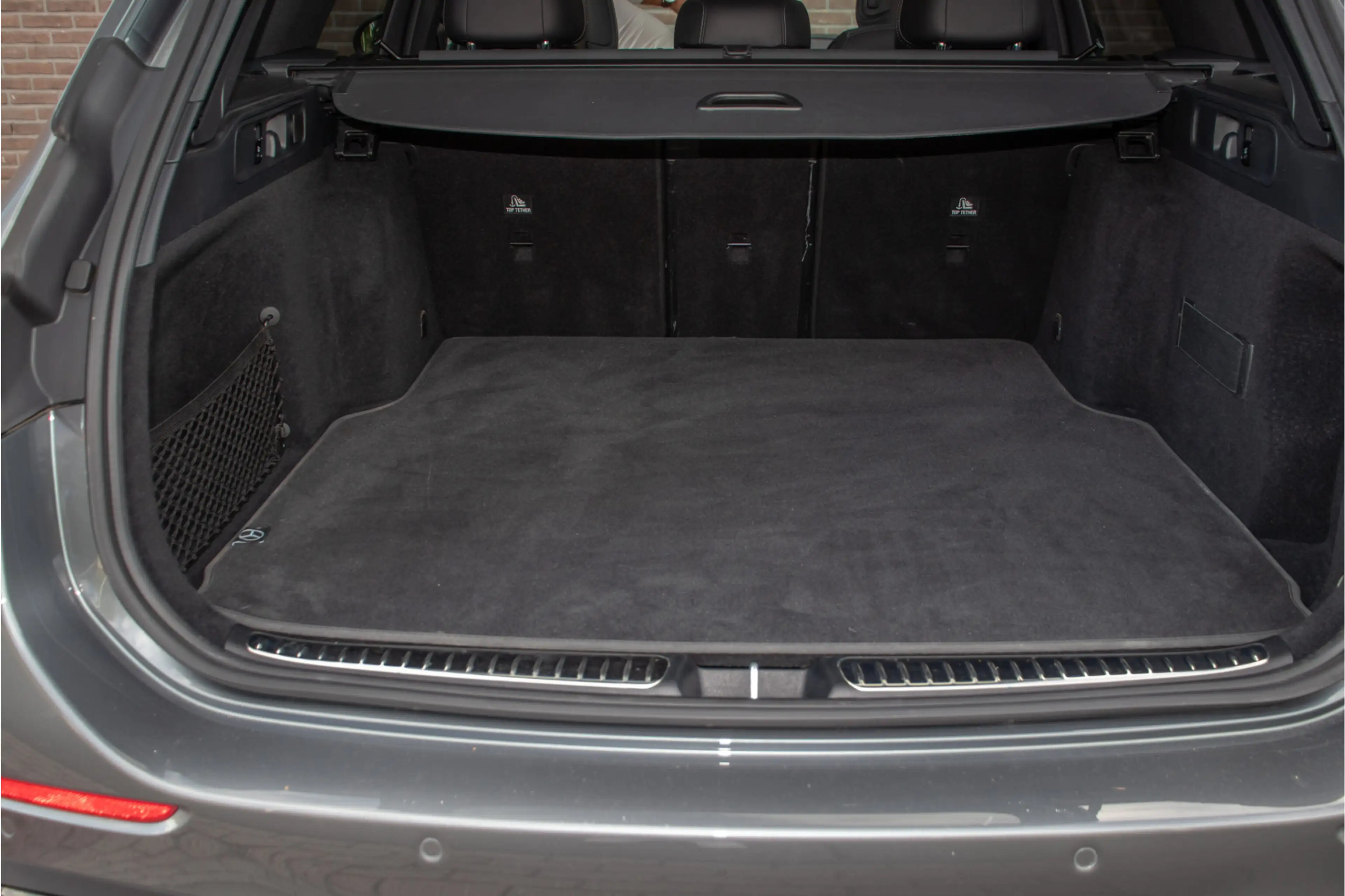 Mercedes-Benz C 200 Launch Edition AMG Line, Origineel NL, Panoramadak — photo 27