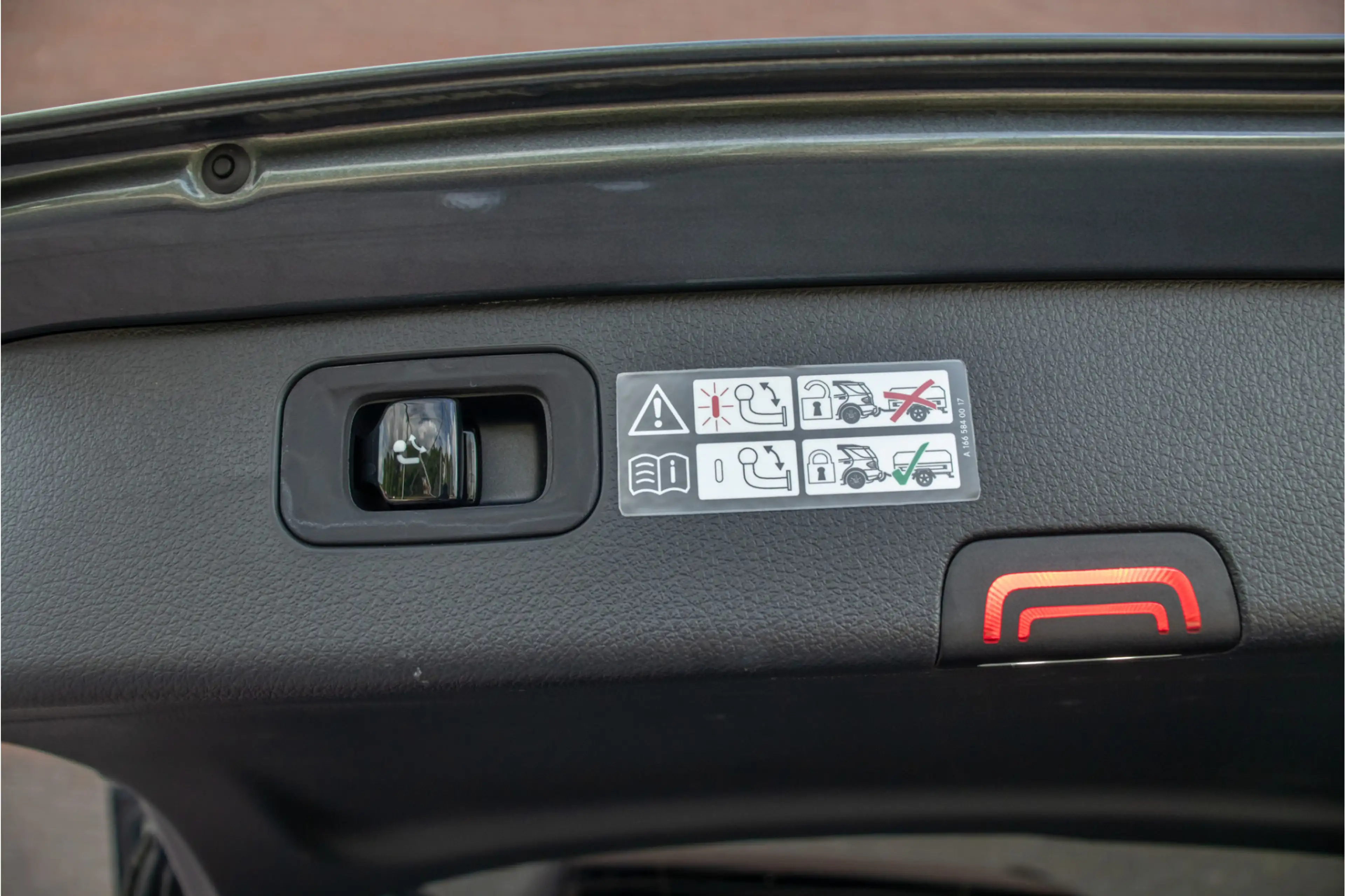 Mercedes-Benz C 200 Launch Edition AMG Line, Origineel NL, Panoramadak — photo 17