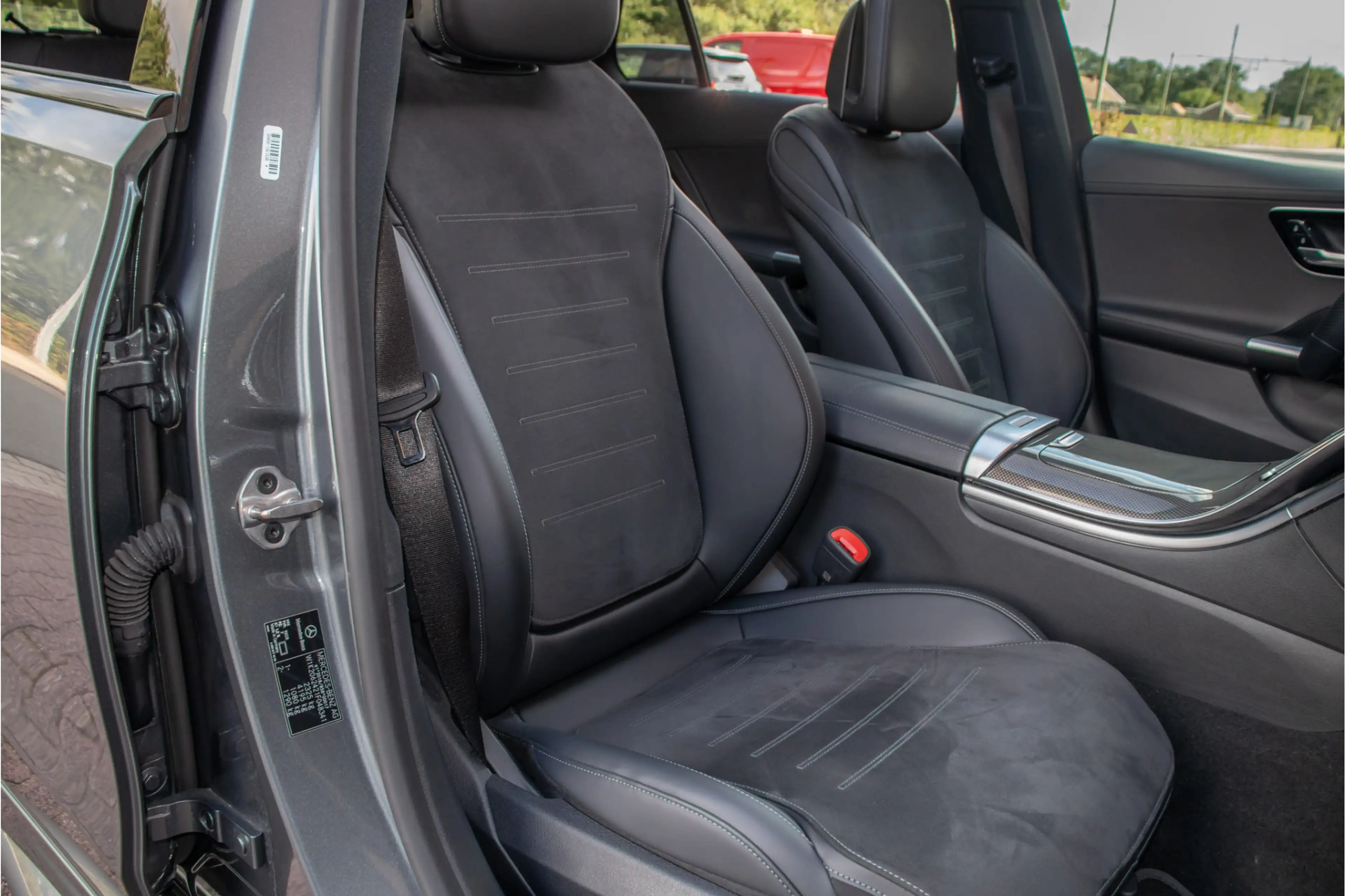 Mercedes-Benz C 200 Launch Edition AMG Line, Origineel NL, Panoramadak — photo 23