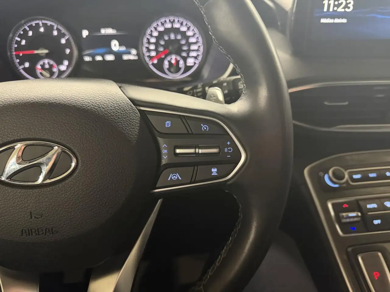 Hyundai SANTA FE снимка Hyundai SANTA FE