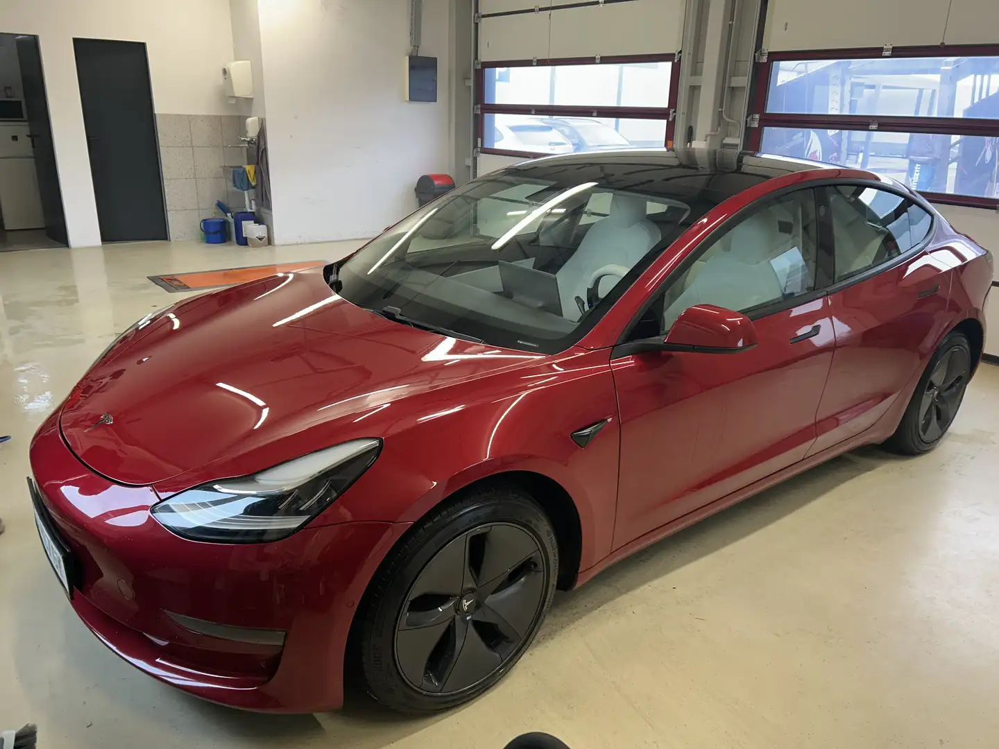 Tesla Model 3 Model 3 Long Range AWD 75kWh Rot - 2