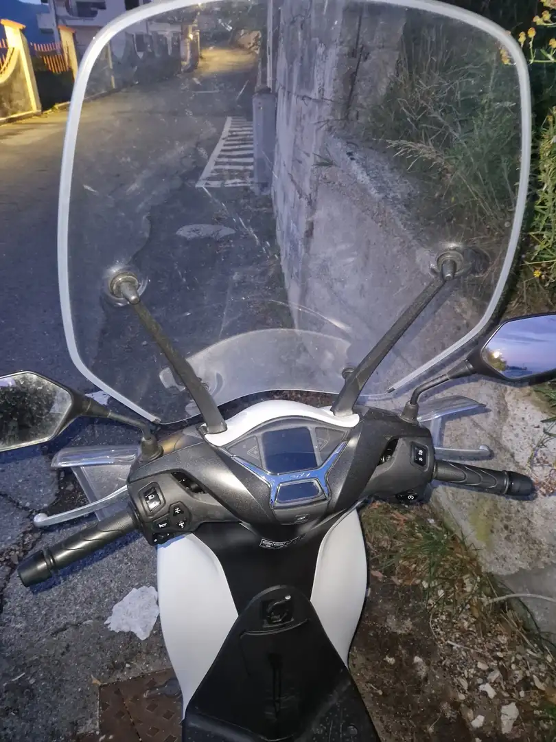 Honda SH 125 sport Weiß - 2