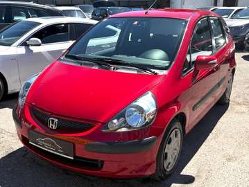 1,4i LS CVT Automatik 83PS Klimaautomatik CD-Radio