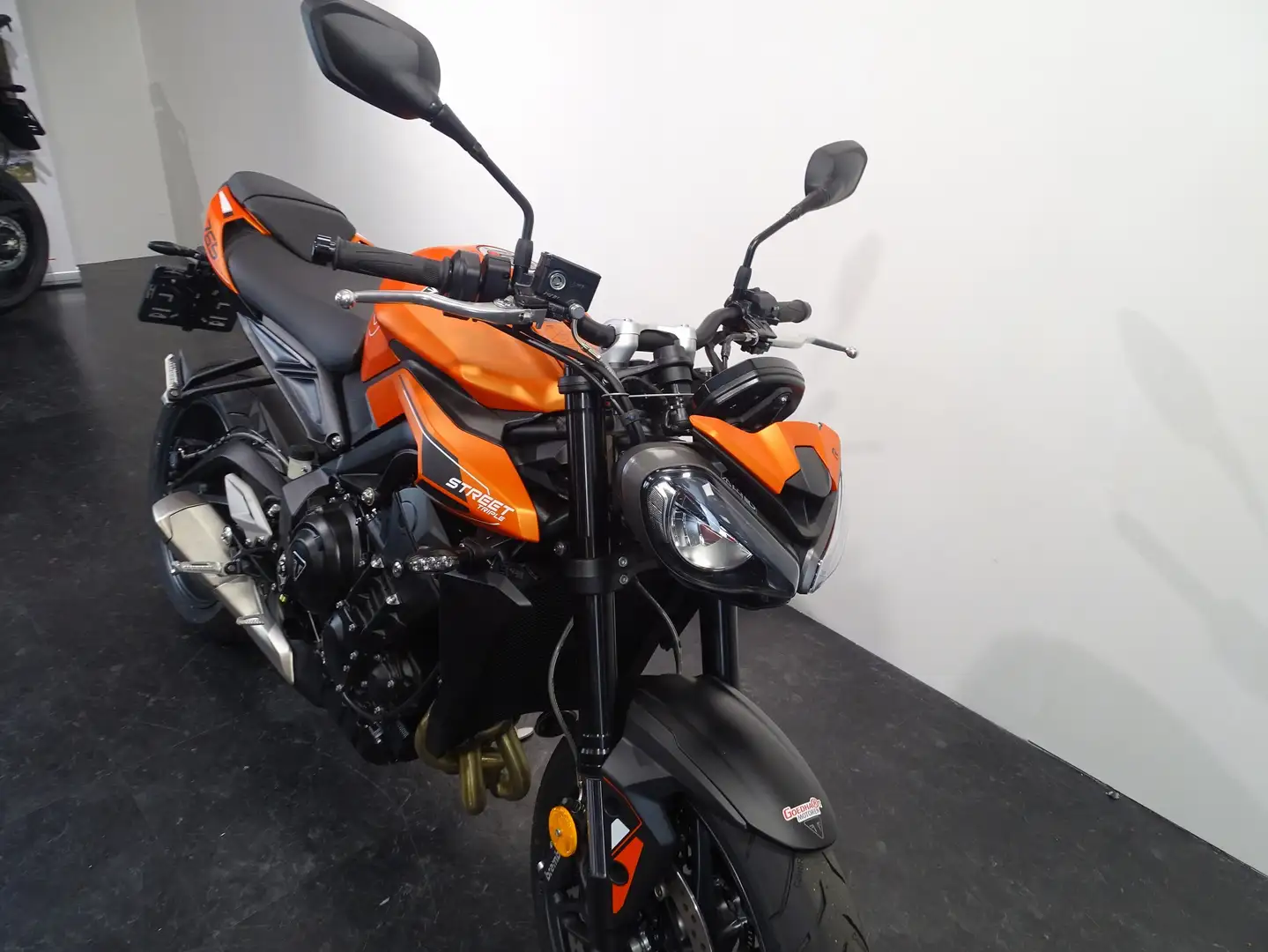 Triumph Street Triple R 70 KW Negru - 2