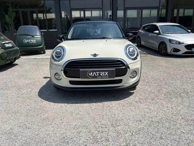 MINI Cooper D Mini IV F56 2018 3p 3p 1.5 Business