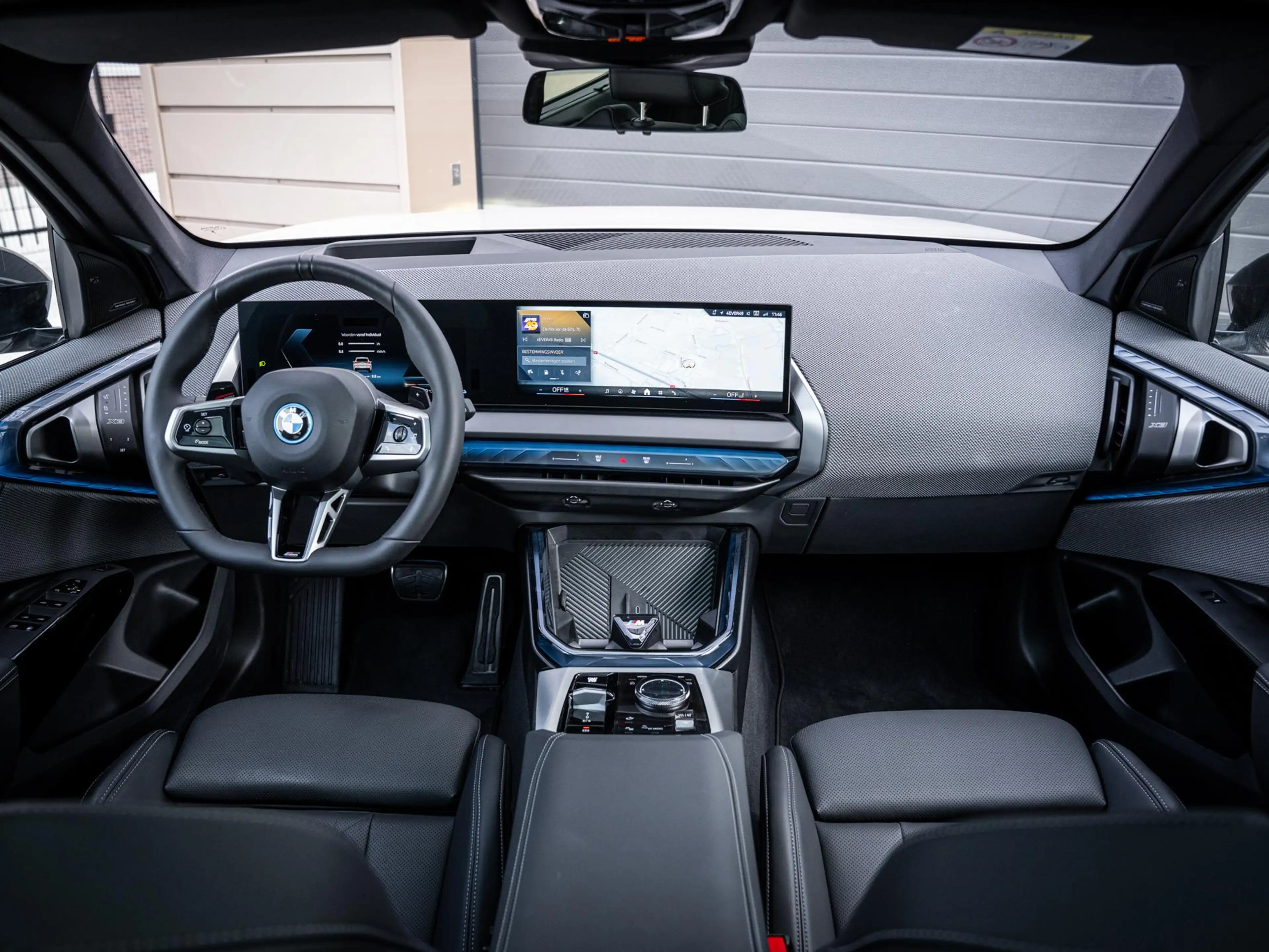 BMW X3 30e xDrive M-Sport l Dune Grey l Pano l Trekhaak l — photo 11
