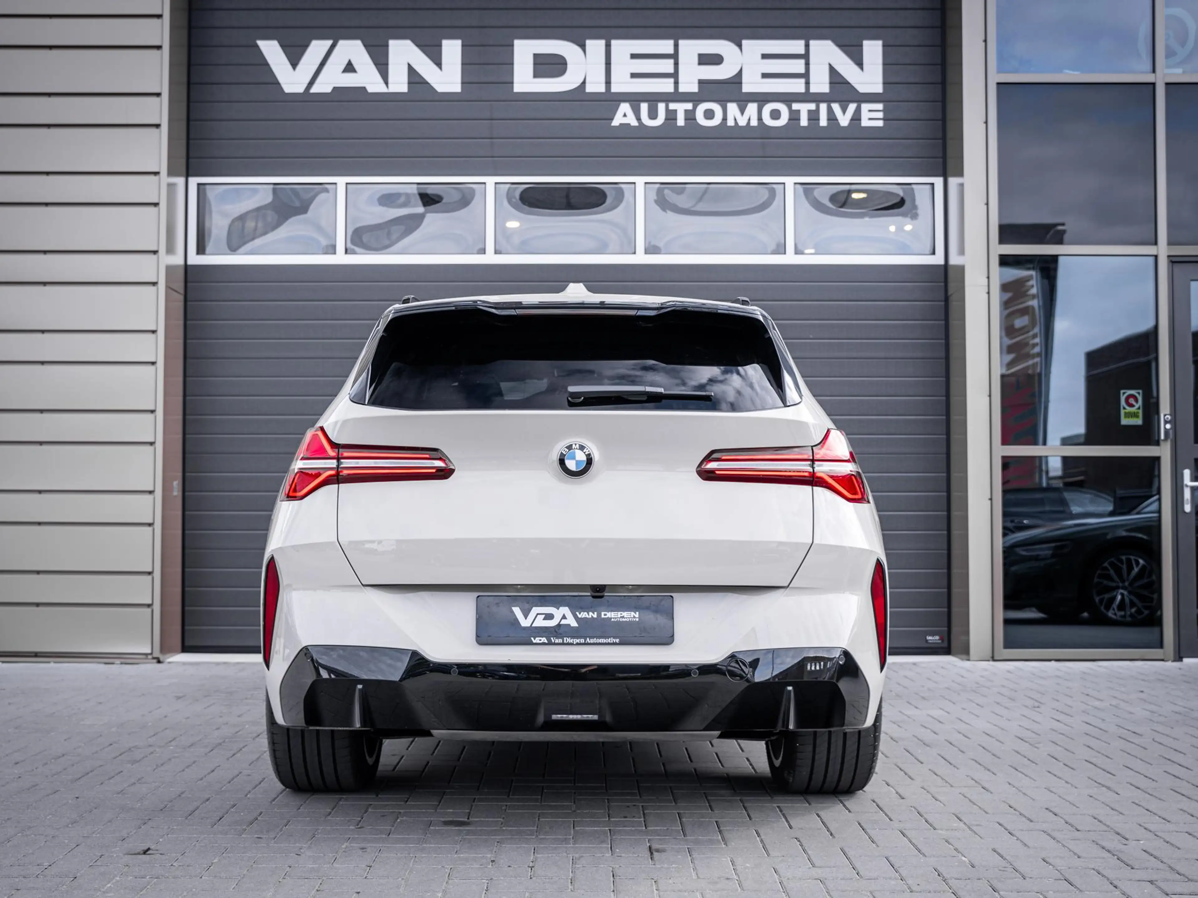 BMW X3 30e xDrive M-Sport l Dune Grey l Pano l Trekhaak l — photo 7